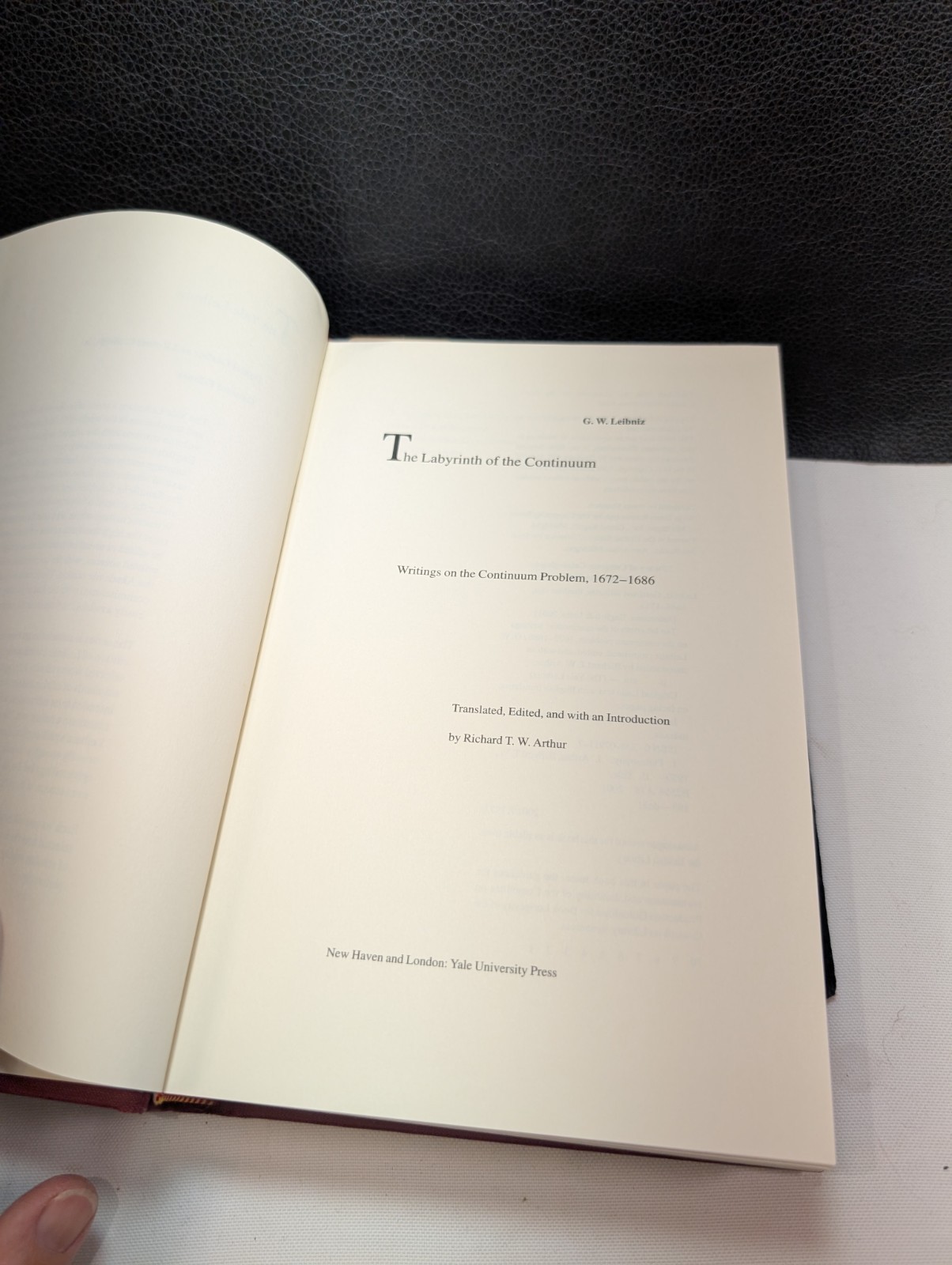 The Labyrinth of the Continuum Writings on the Continuum Problem 1672-1686. Yale