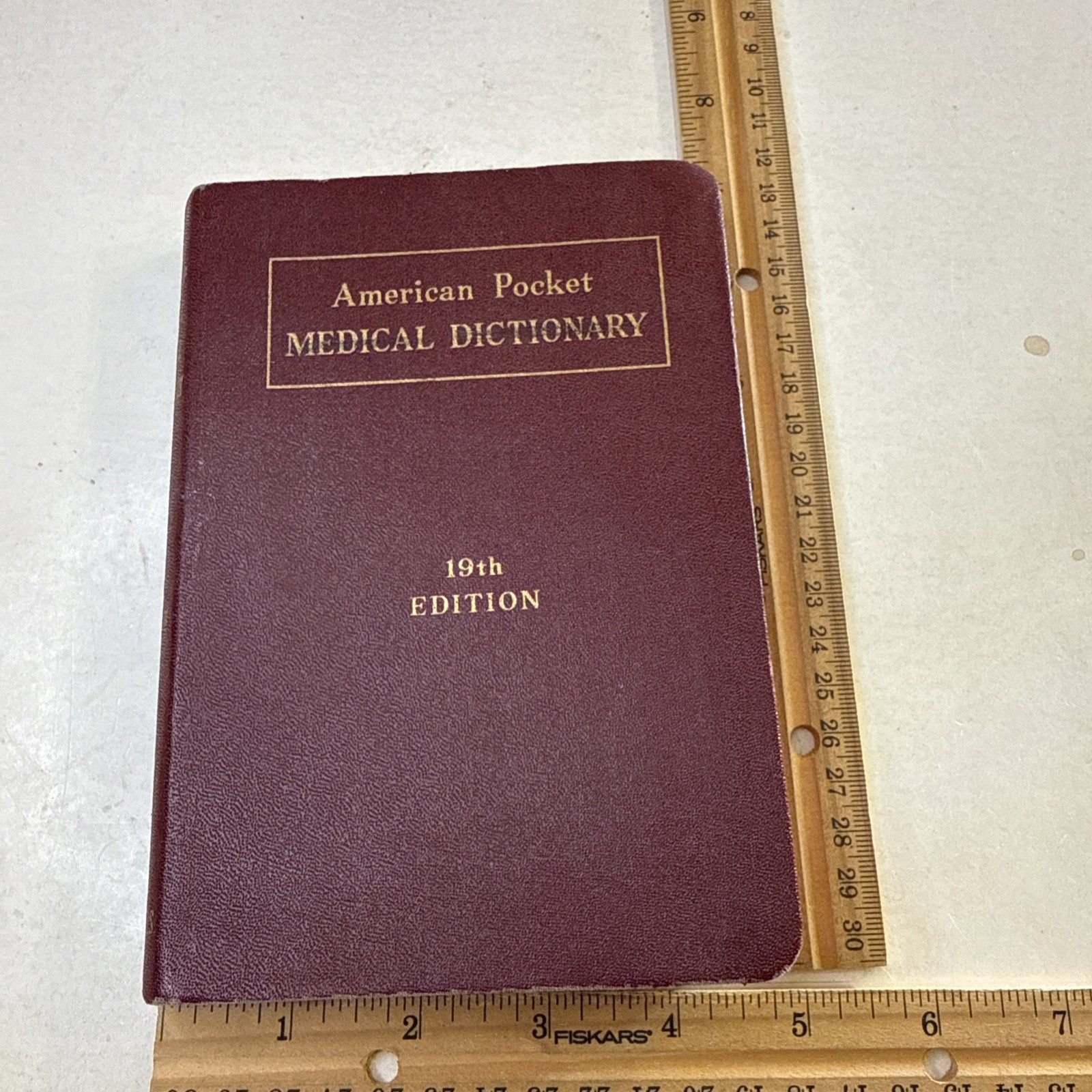 American pocket Medical Dictionary Vintage 1955 Anatomy disease doctor office