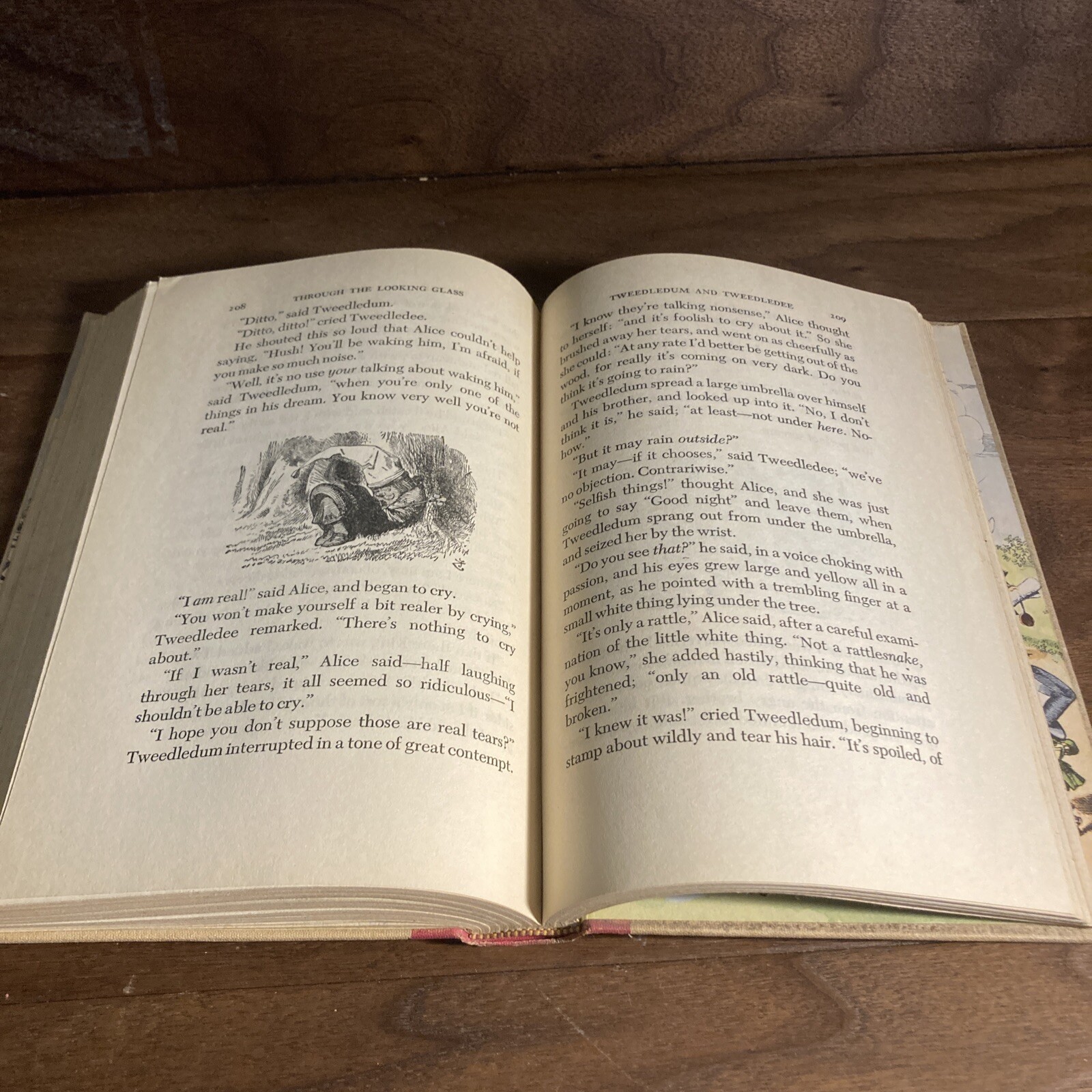 Alice in Wonderland & Through The Looking Glass Illustrated 1946 HC Book Carroll