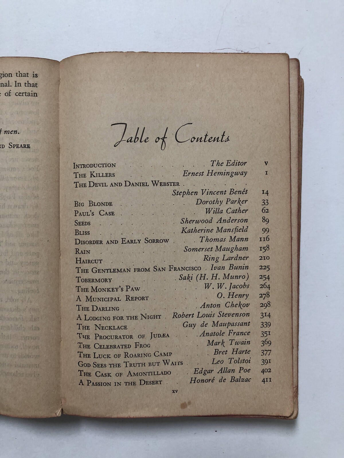 The Pocket Book of Short Stories – 440 Pages (8th Printing Nov. 1941, Paperback)