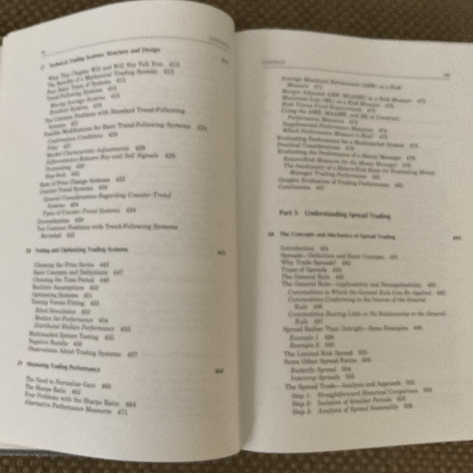 A Complete Guide to the Futures Markets: Trading & Options HC