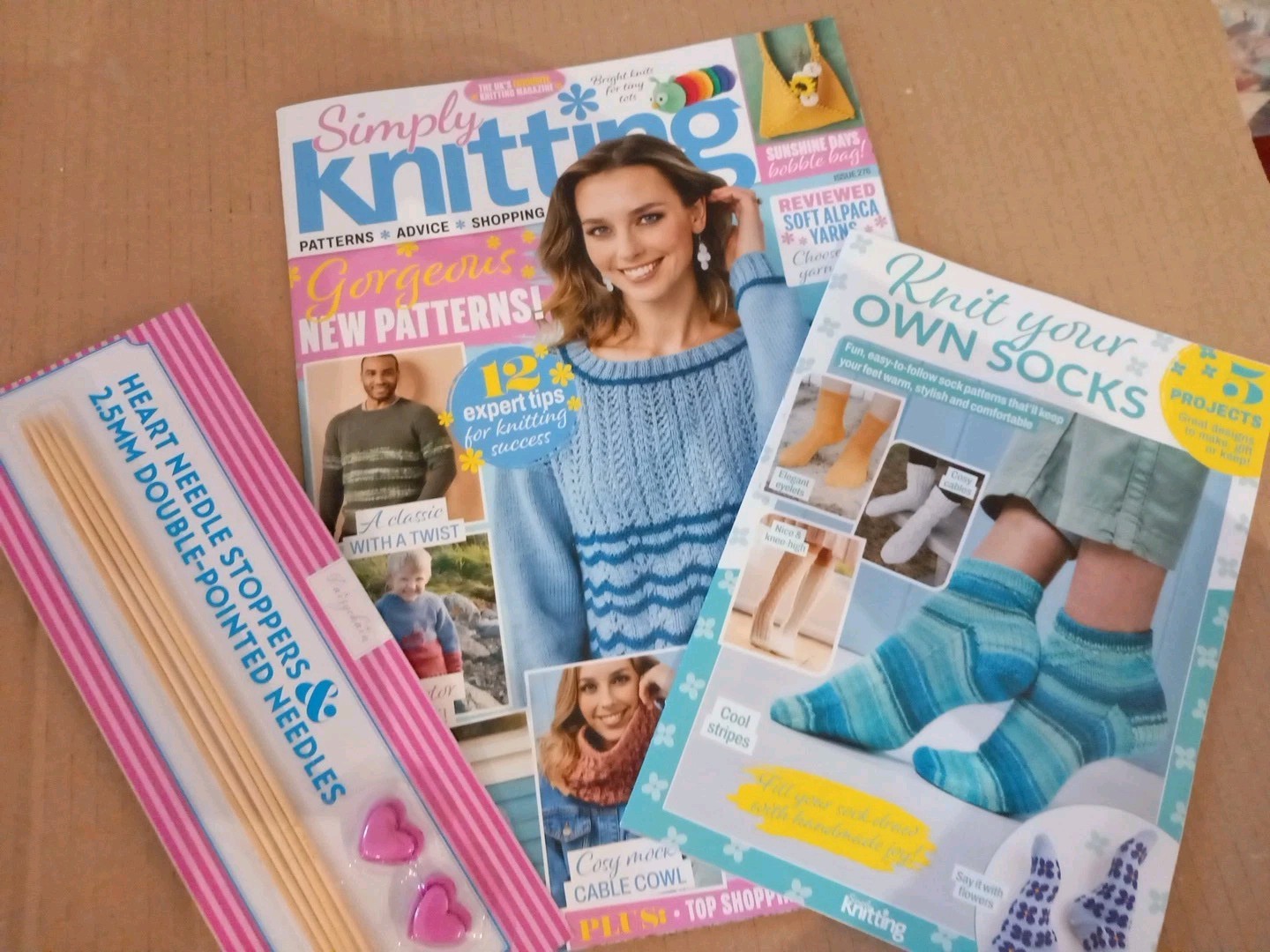 Simply Knitting#276,New Patterns,Tips + Heart Needle Stoppers & 2.5mm DP Needles