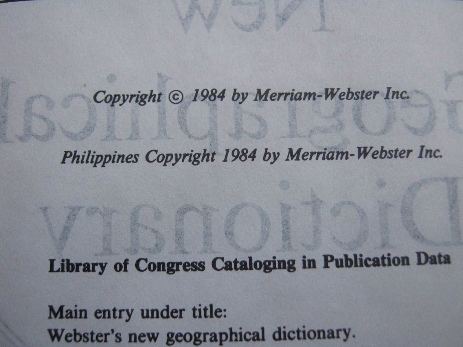 1984 Webster’s New Geographical Dictionary hardcover book 1376 pages