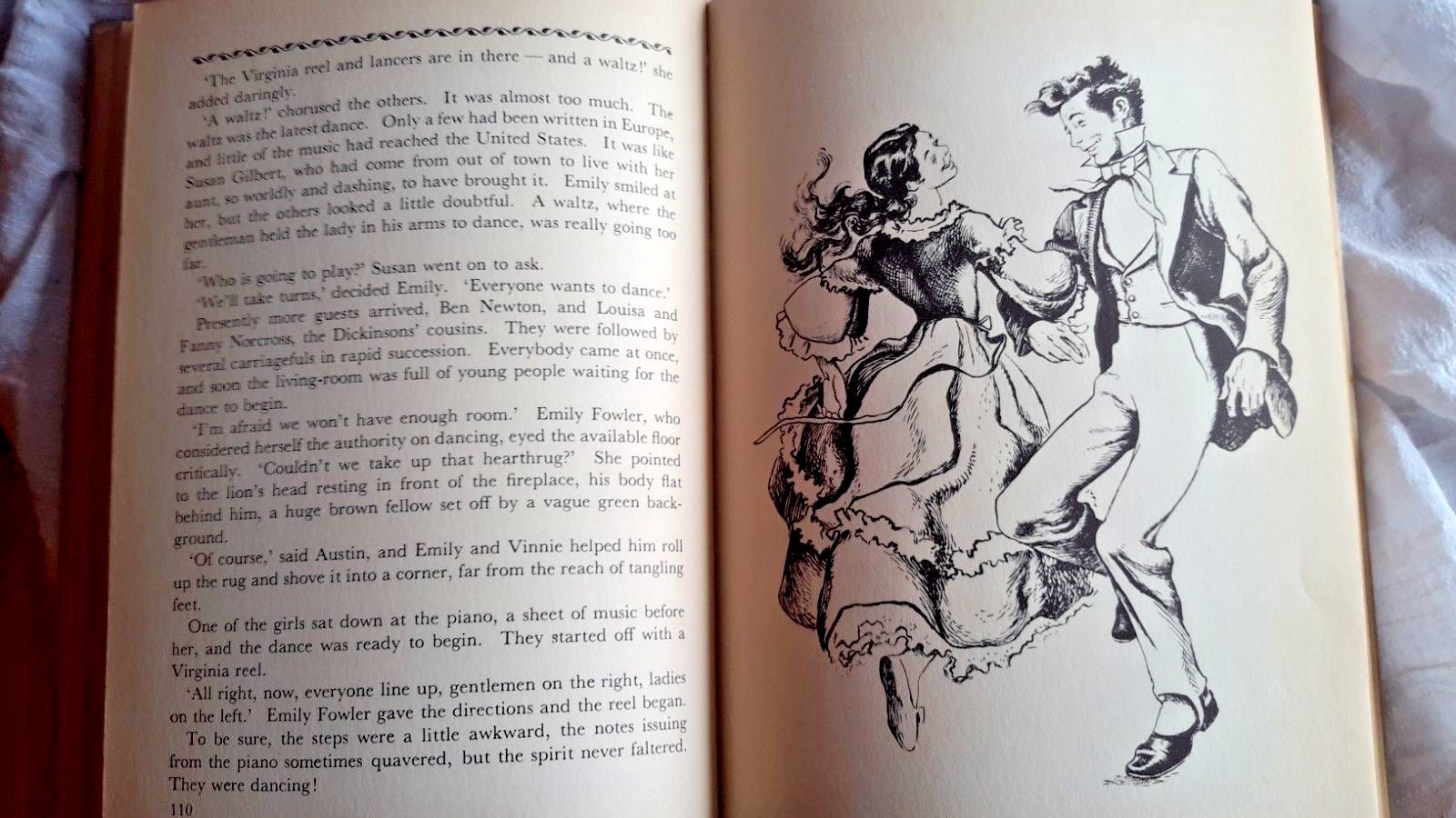 ” MISS EMILY ” WRITTEN BY JEAN GOULD 1946 BOSTON HOUGHTON MIFFIN COMPANY BOOK