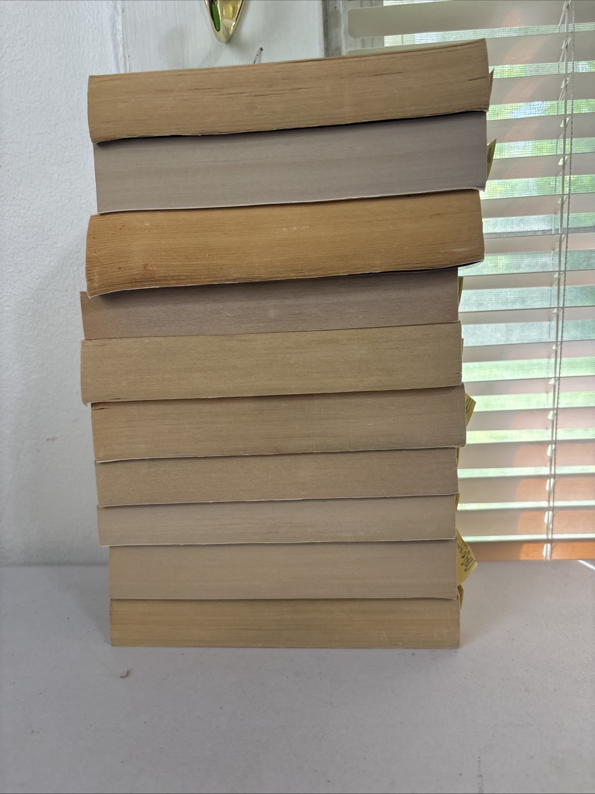 Lot of 10 – Mystery and Thrillers – Mixed Authors – FREE SHIPPING