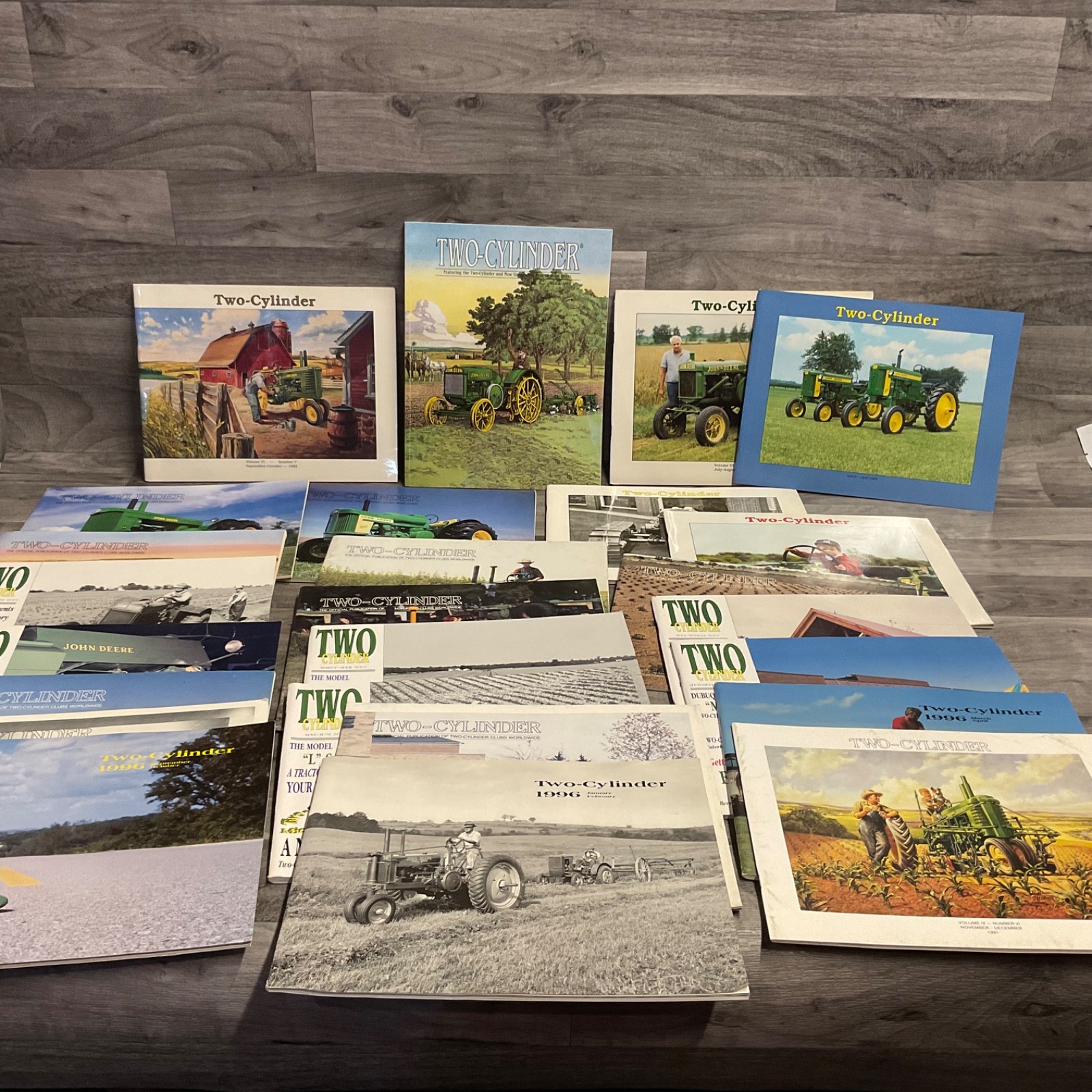 Two-Cylinder Magazine John Deere Tractor Multi Year Lot 25 Total Vintage