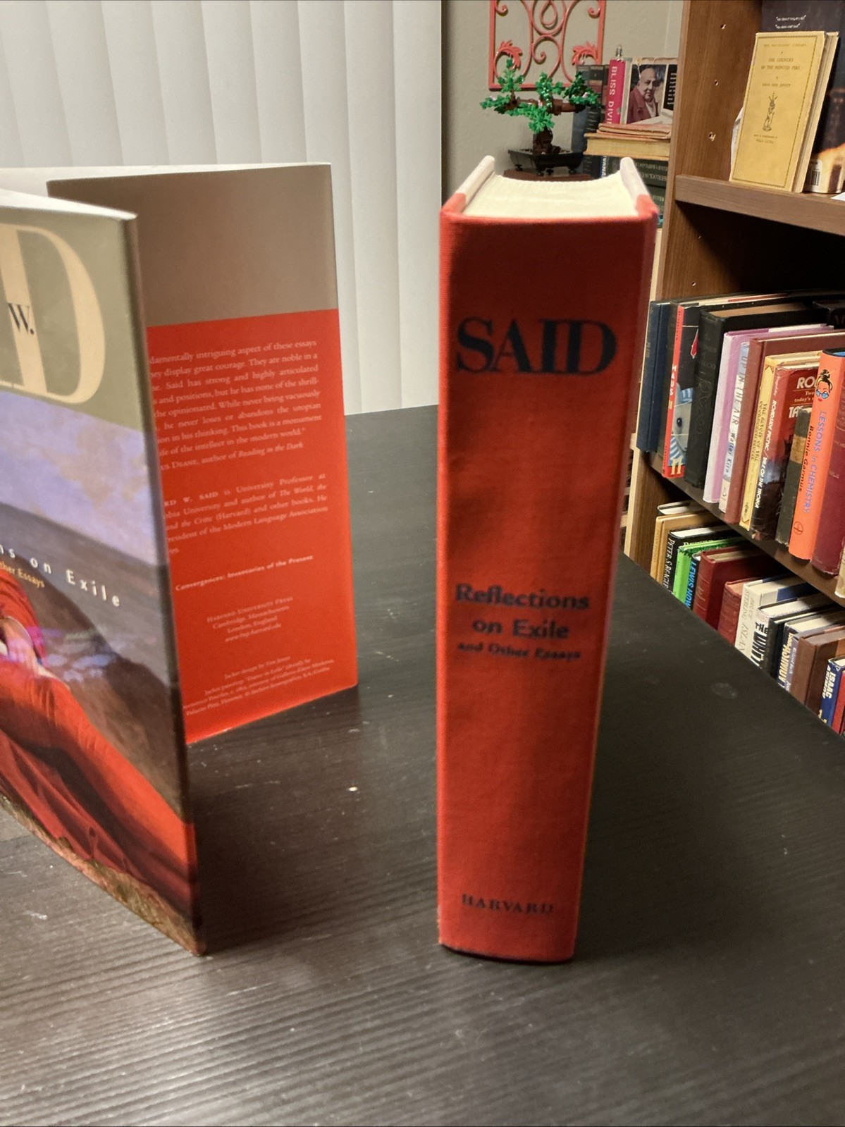 2001 1ST EDITION/ 2ND PRINTING Edward Said REFLECTIONS ON EXILE – HCDJ VG