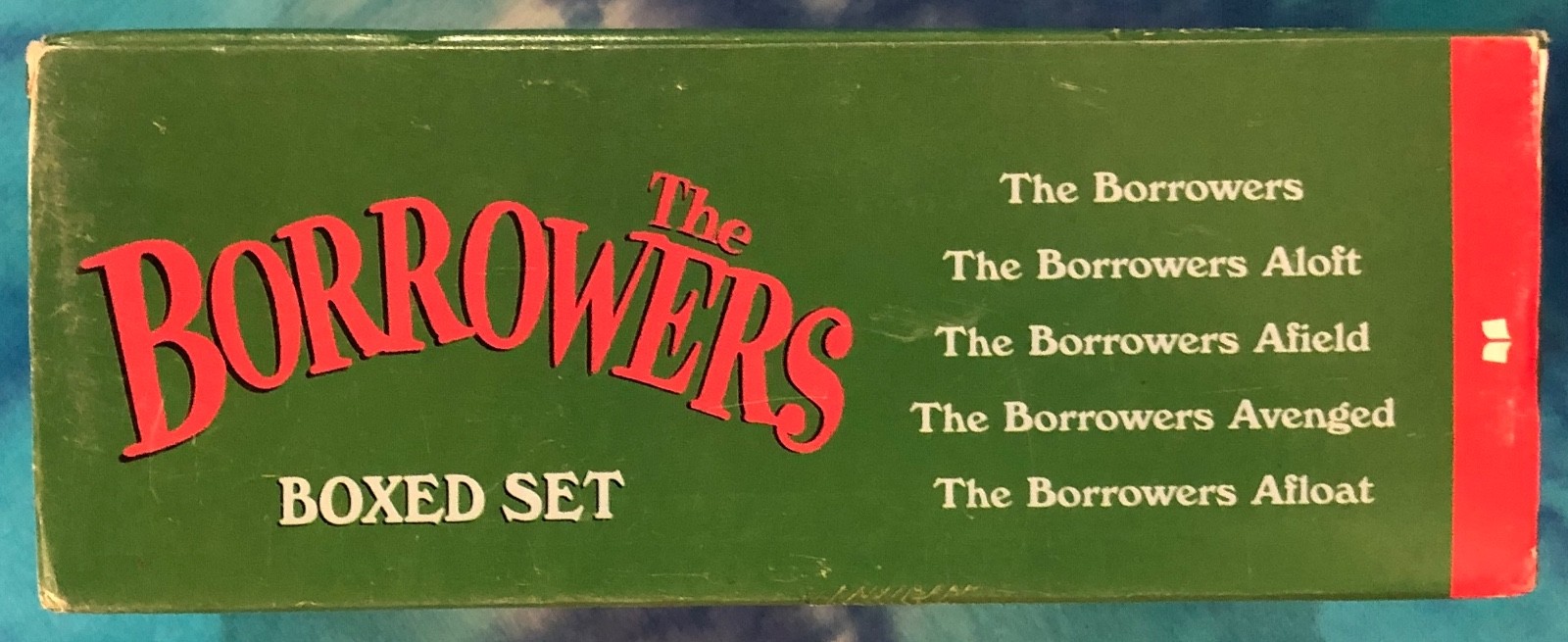 The Borrowers lot of 1-5 Book are in like New Condition. Slight box scuff. Nice.