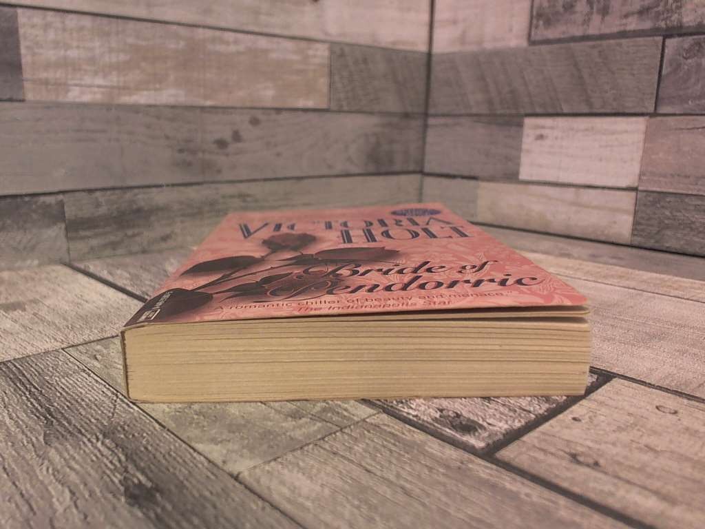 Bride of Pendorric by Holt, Victoria Ivy Books