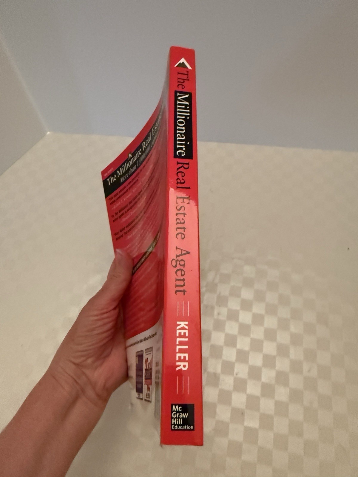 The Millionaire Real Estate Agent by Dave Jenks, Gary Keller and Jay Papasan…