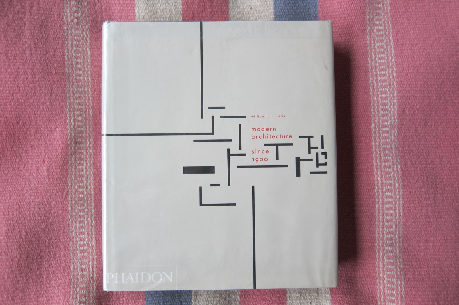 Modern Architecture Since 1900 Willliam JR Curtis Hardcover Dust Jacket Phaidon