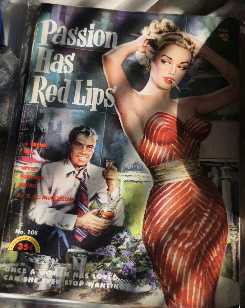 ​PASSION HAS RED LIPS Vintage Pulp Fiction 1951 Rainbow Romance Digest #108 VG