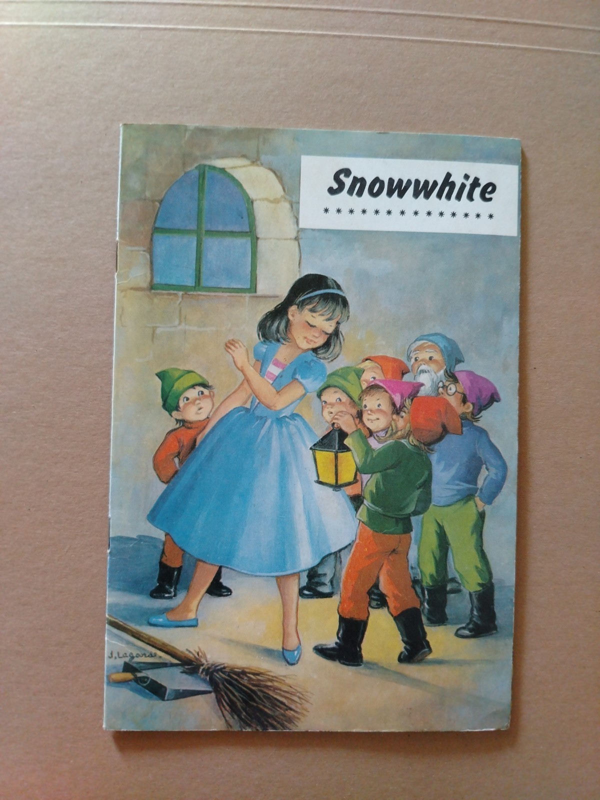 Snow White WF Graham Printed In Belgium 10 Pages Rare Croatia