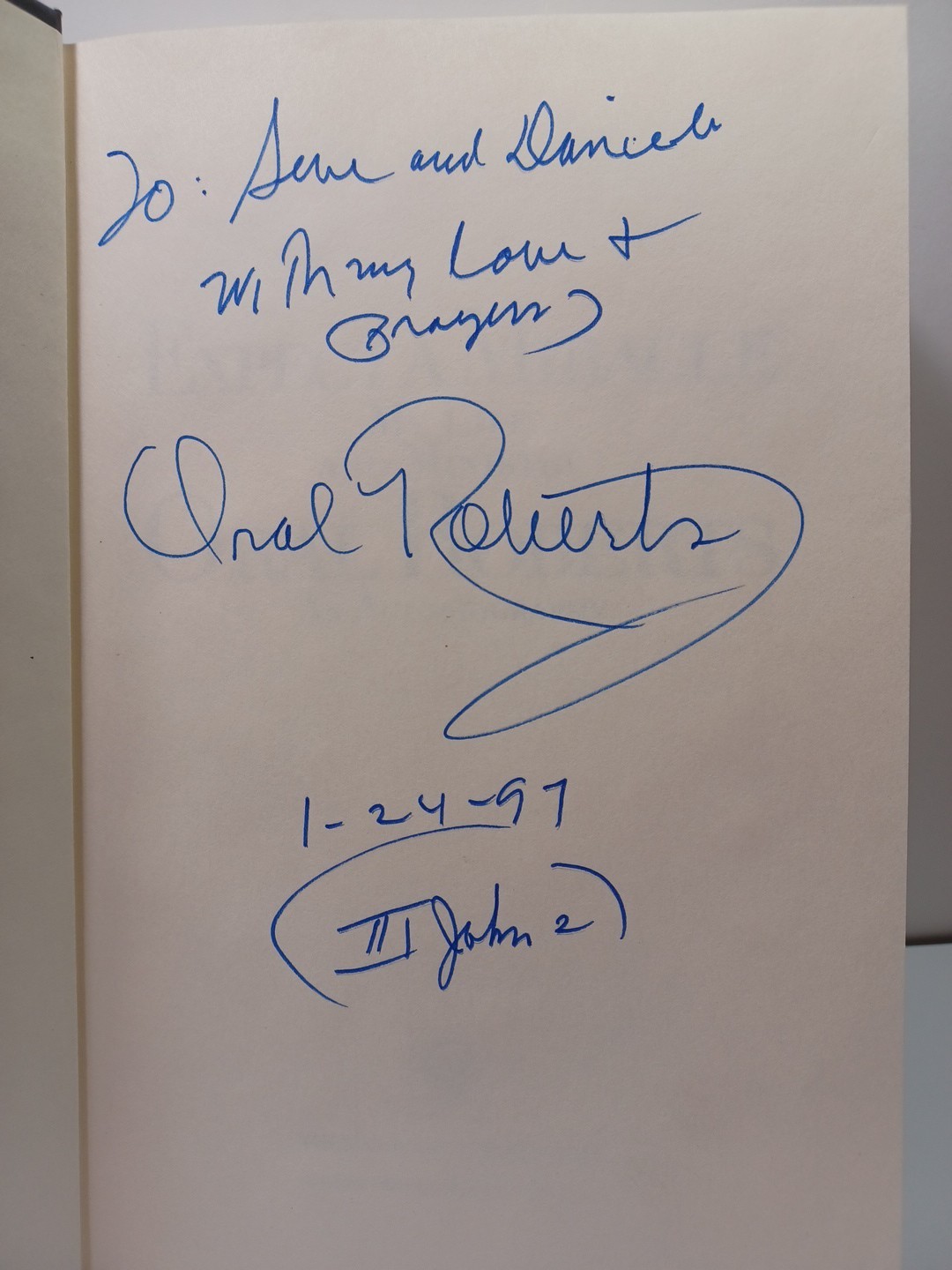 Signed Expect a Miracle My Life And Ministry by Oral Roberts (1995 HCDJ) JRRDS