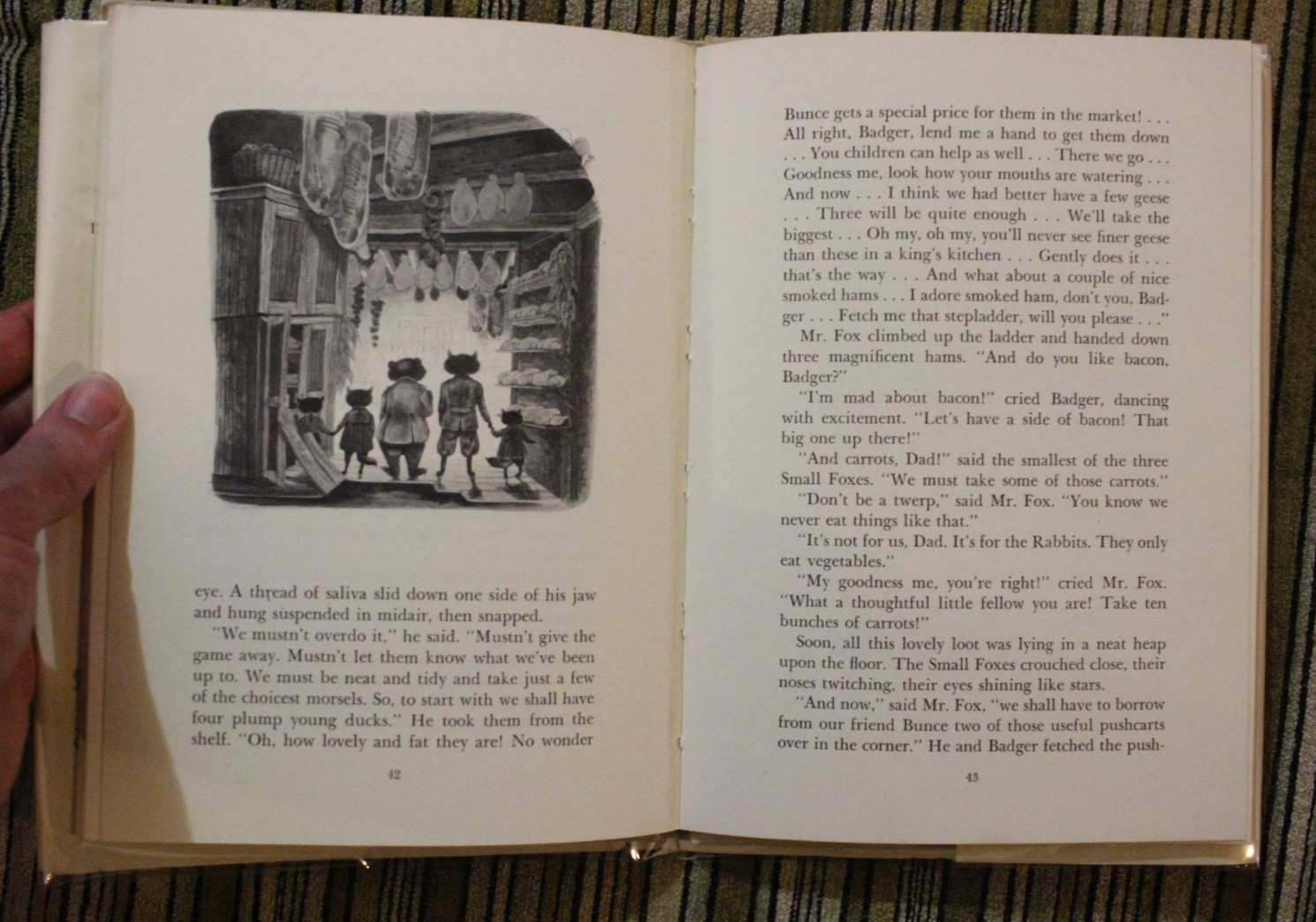 Fantastic Mr. Fox by Roald Dahl Hardcover w/ Dust Jacket 1970 Early Printing