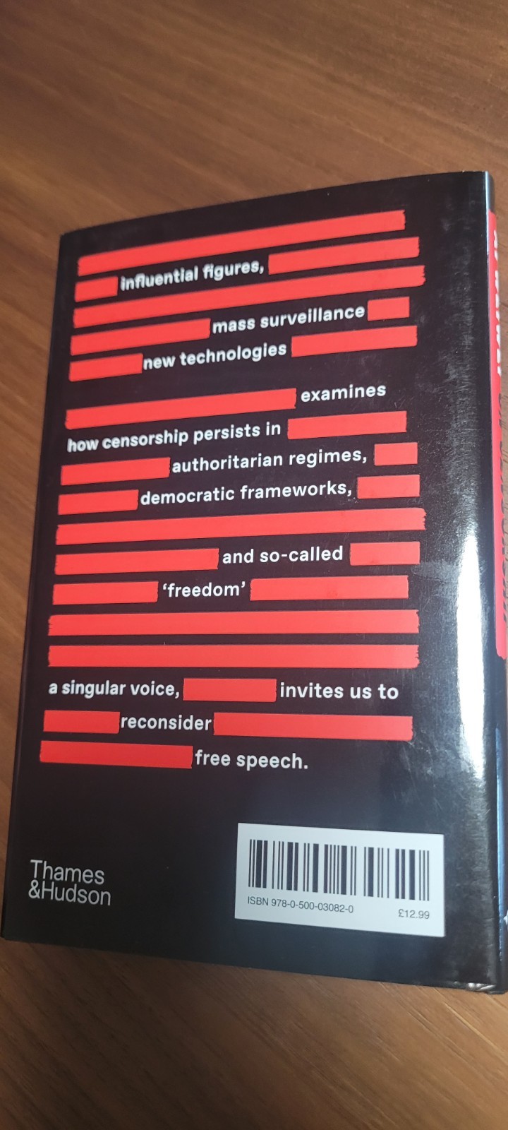 Ai Weiwei On Censorship – New Signed HB Book Autografato T&H