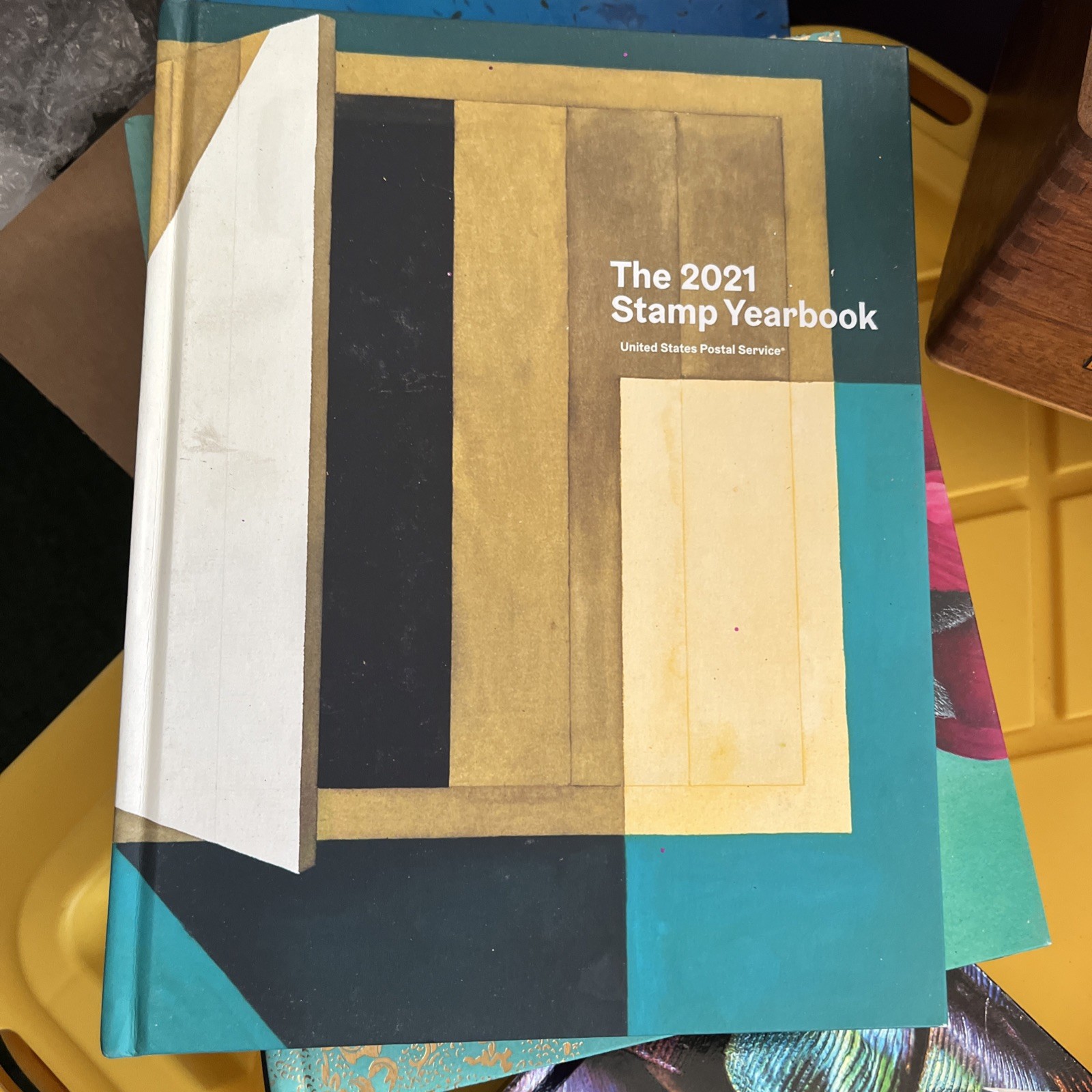 lot 8 stamp postal yearbook , 1994-2000-2017-2018-2019-2021- 2022-2023