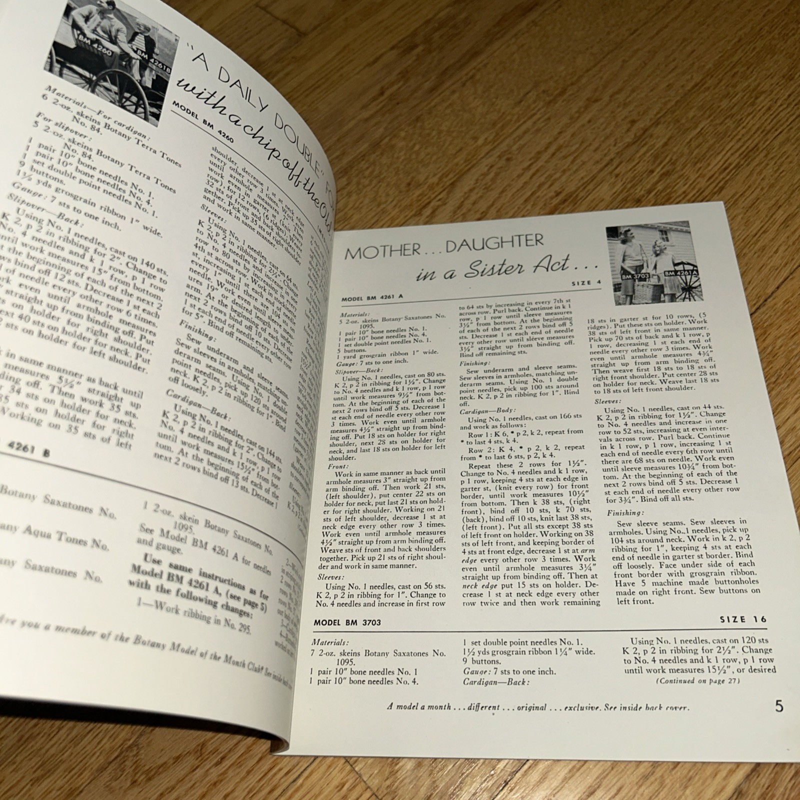 1944 KNITTED CLASSICS by BOTANY 62 Pages BOTANY WORSTED MILLS Passaic New Jersey