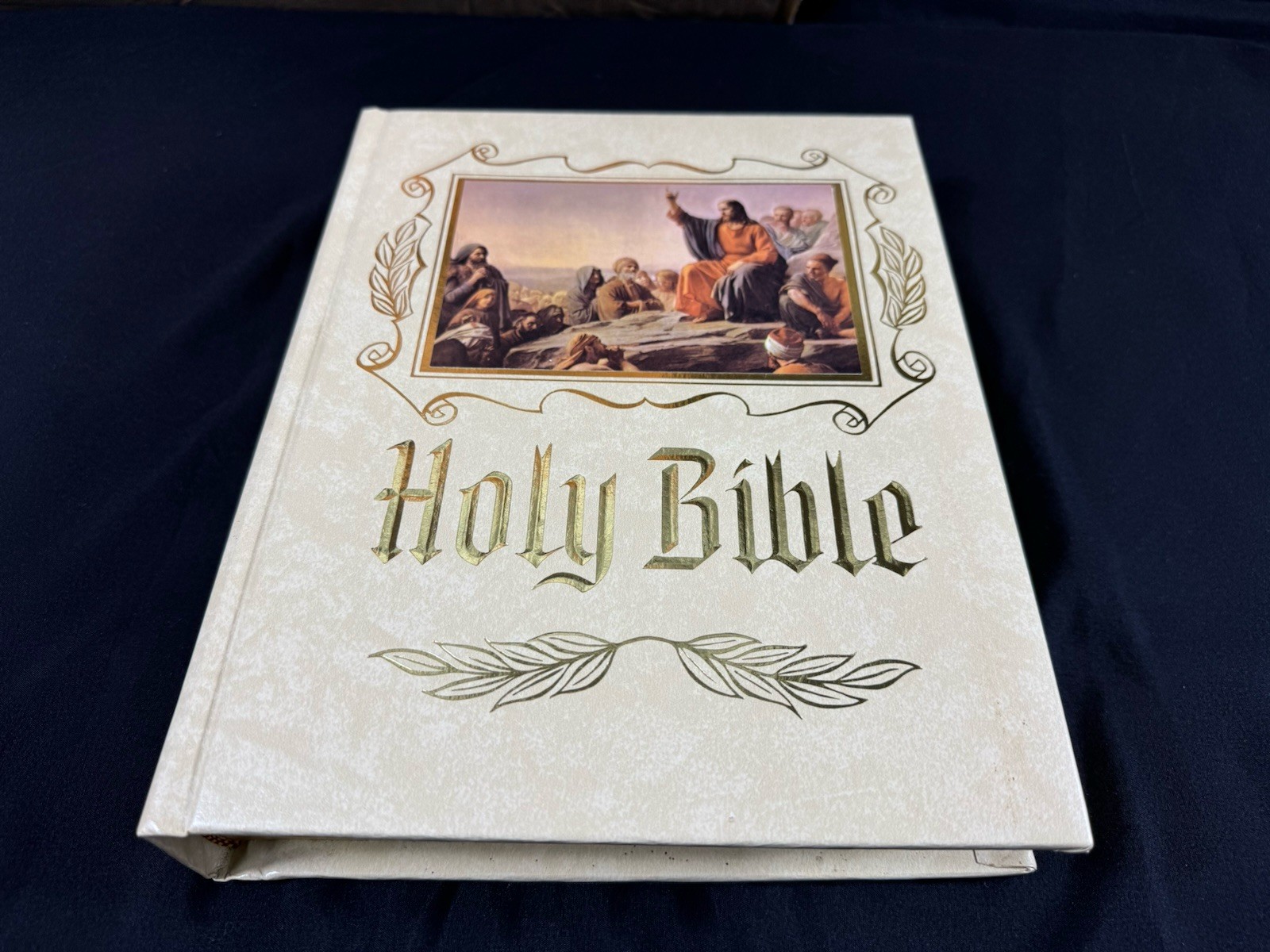 ✅Family Holy Bible🩸Red Letter KJV Heirloom Reference ✅1988 ✅NEW ✅+Dictionary