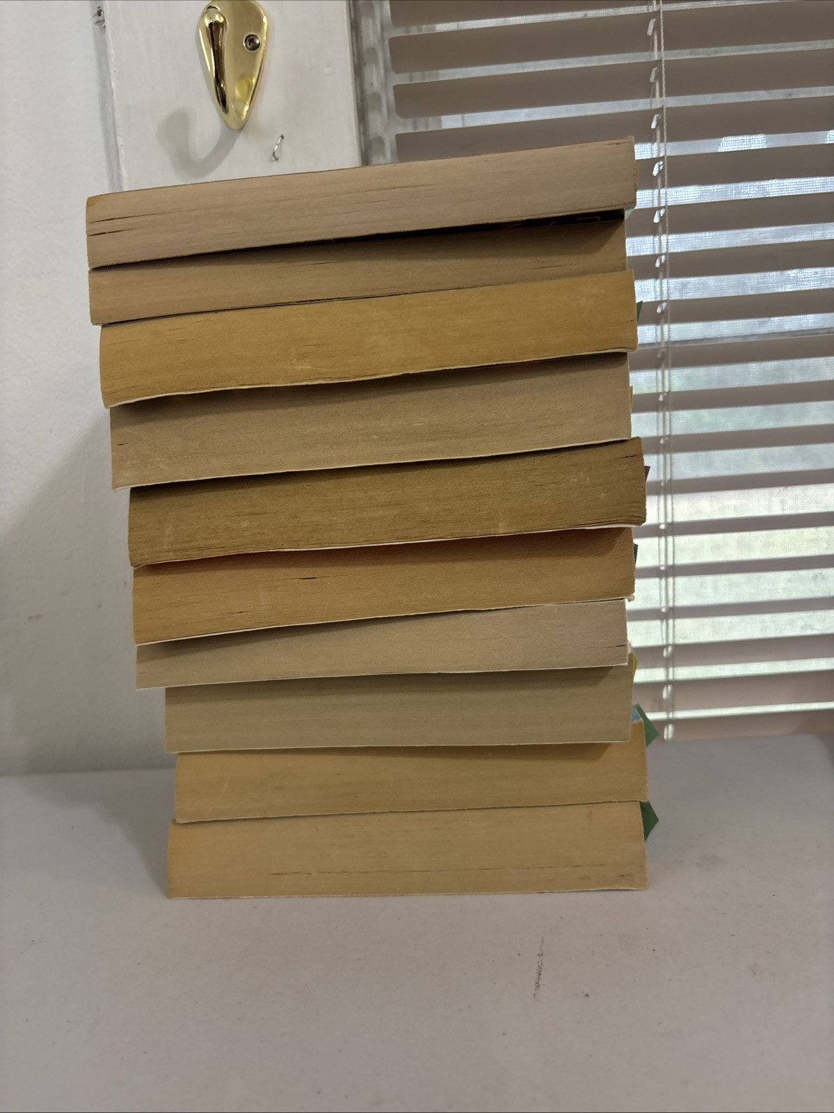 Lot of 10 – Kay Hooper – Mass paperback books – Free Shipping