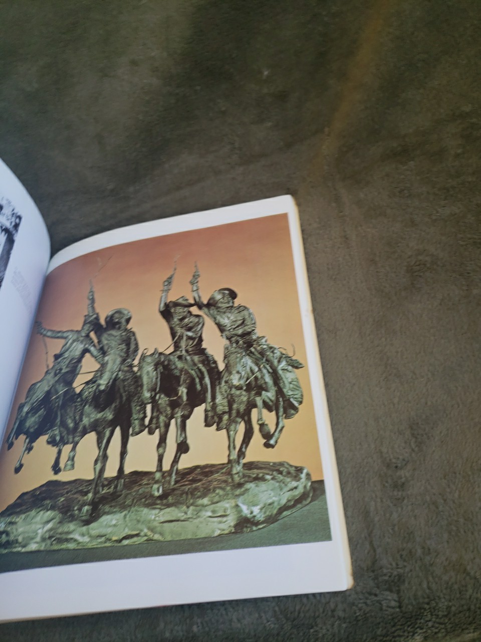Frederic Remington by Peter Hassrick Beautiful Color Illustrations