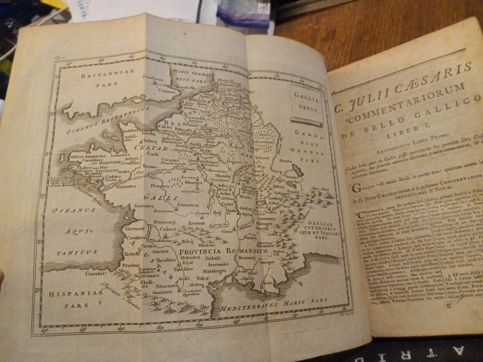 1788 JULIUS CAESAR W/3 FOLDOUT MAPS & FOLDOUT ILLUSTRATION! NICELY REBOUND!
