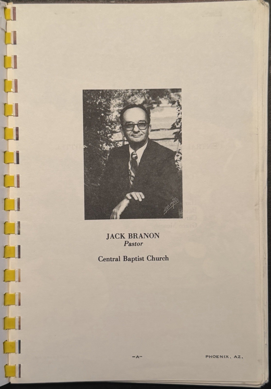 1978 PHOENIX, AZ, CENTRAL BAPTIST CHURCH COOKBOOK 182 PAGES VINTAGE