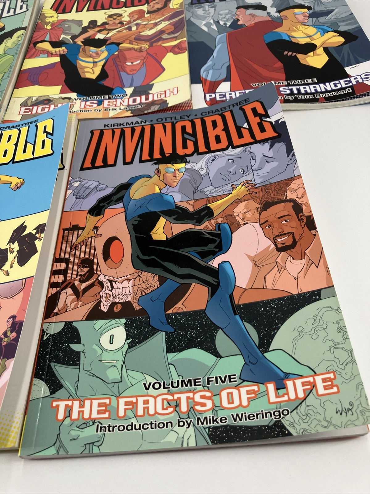 Invincible TPB Lot Vol 1 2 3 4 5 1-5 Image Comics Kirkman Ottley Ships Fast