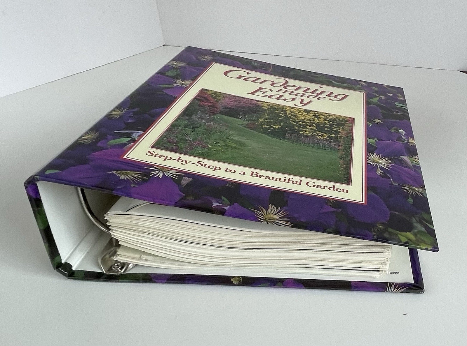 Gardening Made Easy Step-by-Step to a Beautiful Garden 12 Parts Ring Bound HC