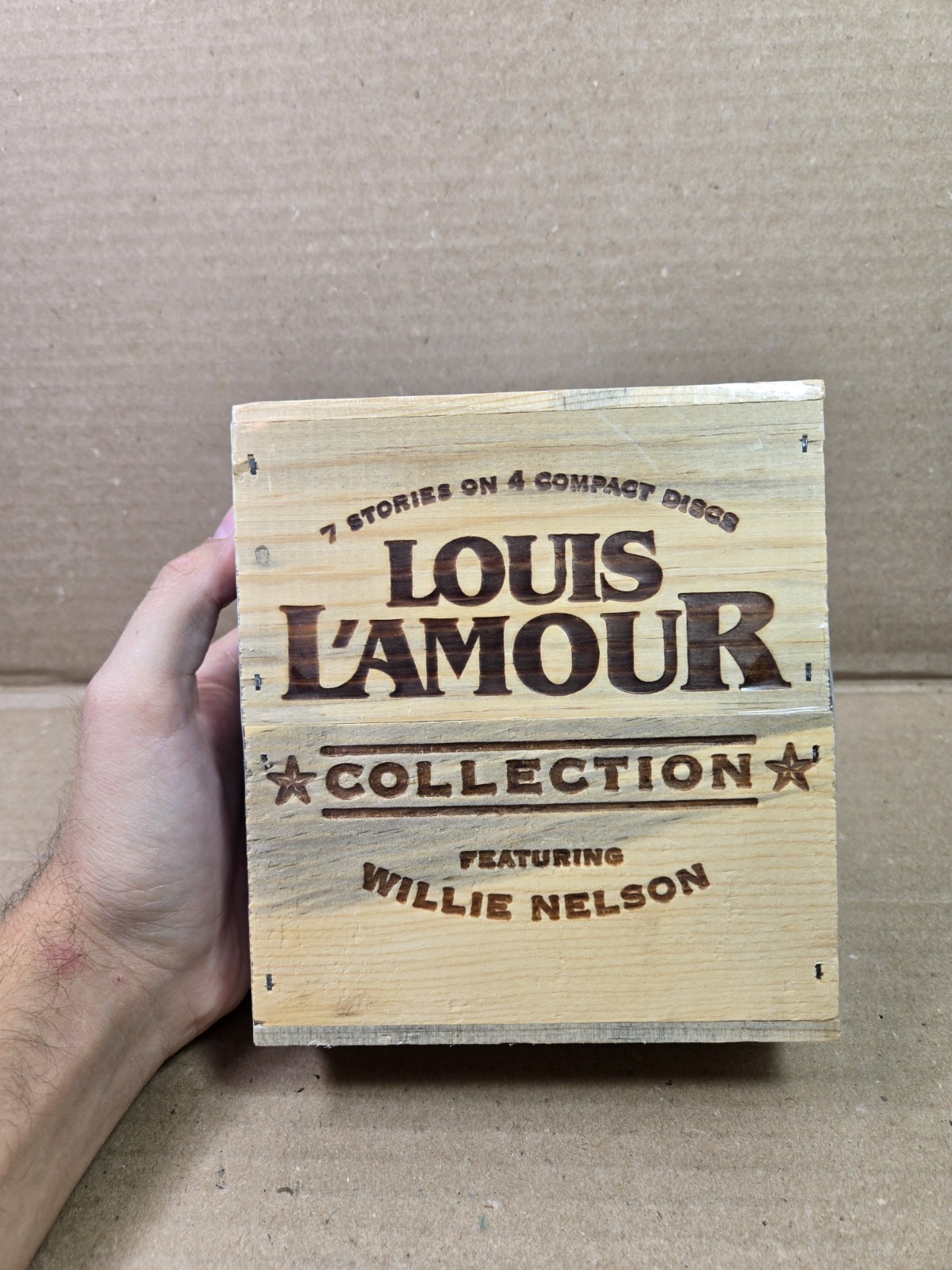 Louis L’Amour Collection 4-CD Audiobook Set w/Wooden Box Willie Nelson Brand New