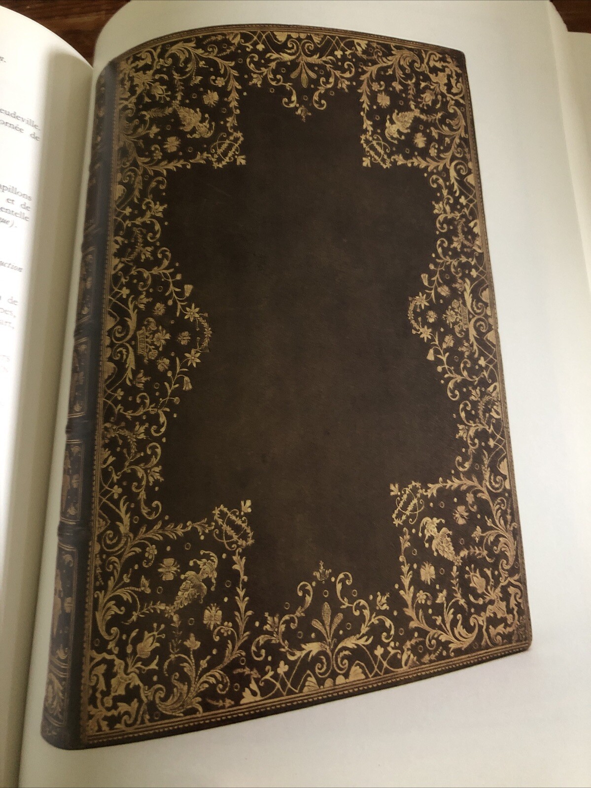 Two Hundred 200 Precious Books from 1467 to 1959 -Patrick, Elisabeth Sourget