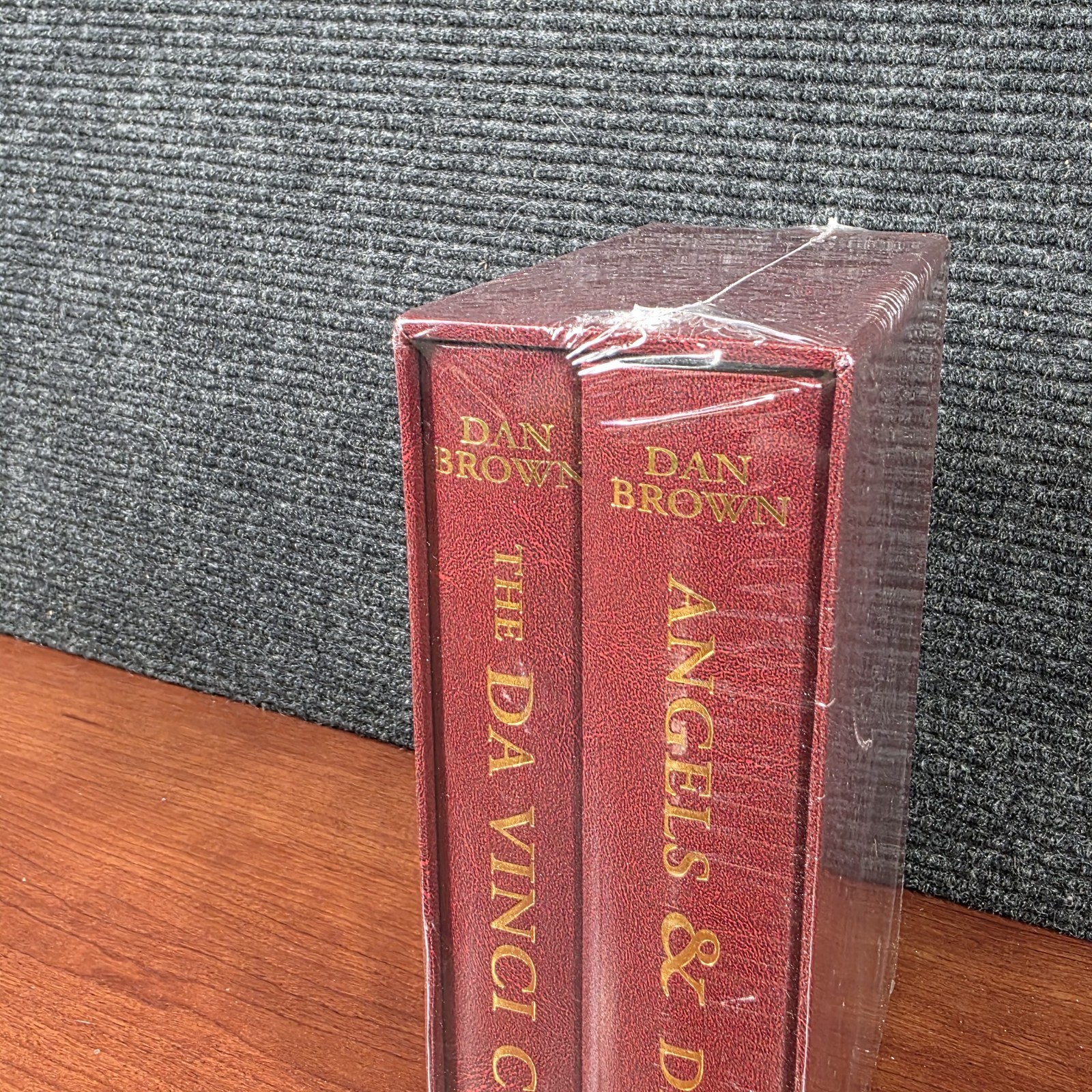 New Dan Brown The Da Vinci Code Angels & Demons Hardcover Slipcase Atria Book