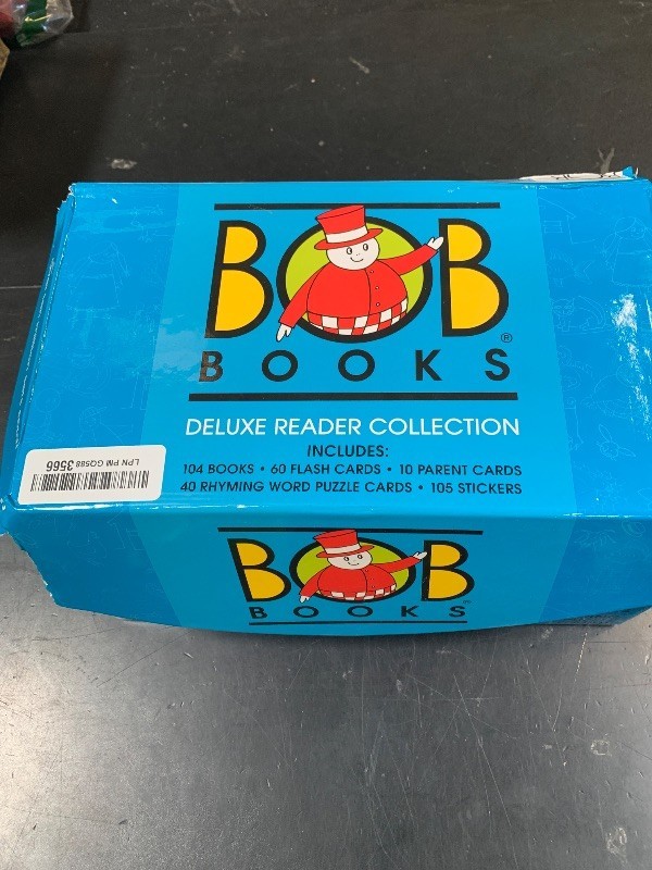 BOB Books Deluxe Reader Collection by Lynn Maslen