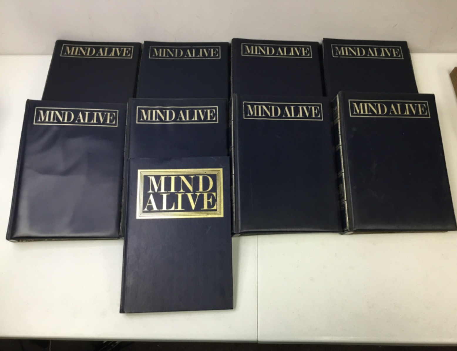 Mind Alive Encyclopedia Complete Set 8 Vol + Index. 1968-70 Binders