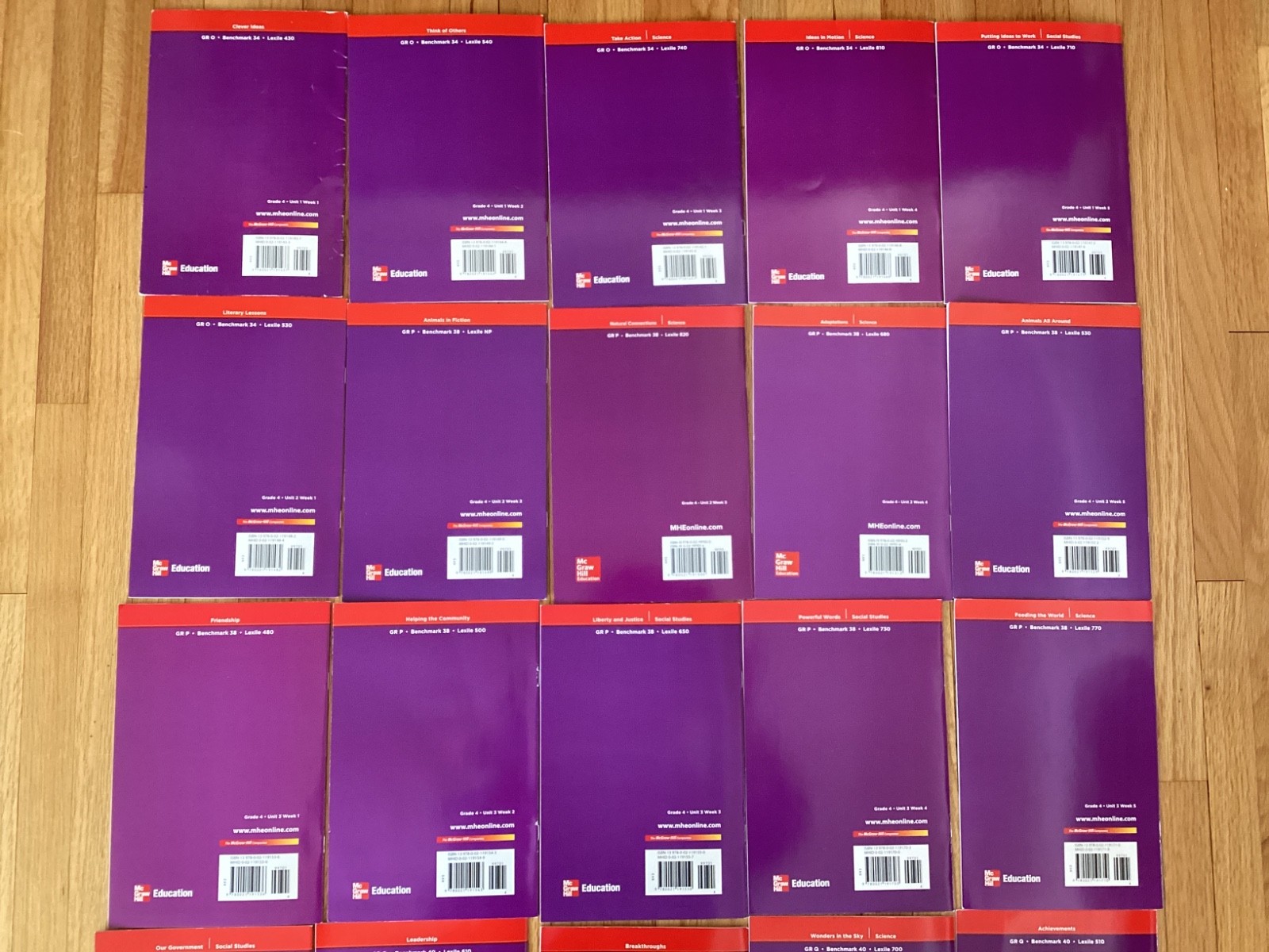MCGRAW HILL WONDERS LEVELED READERS / GRADE 4 / ELL / 30 BOOKS