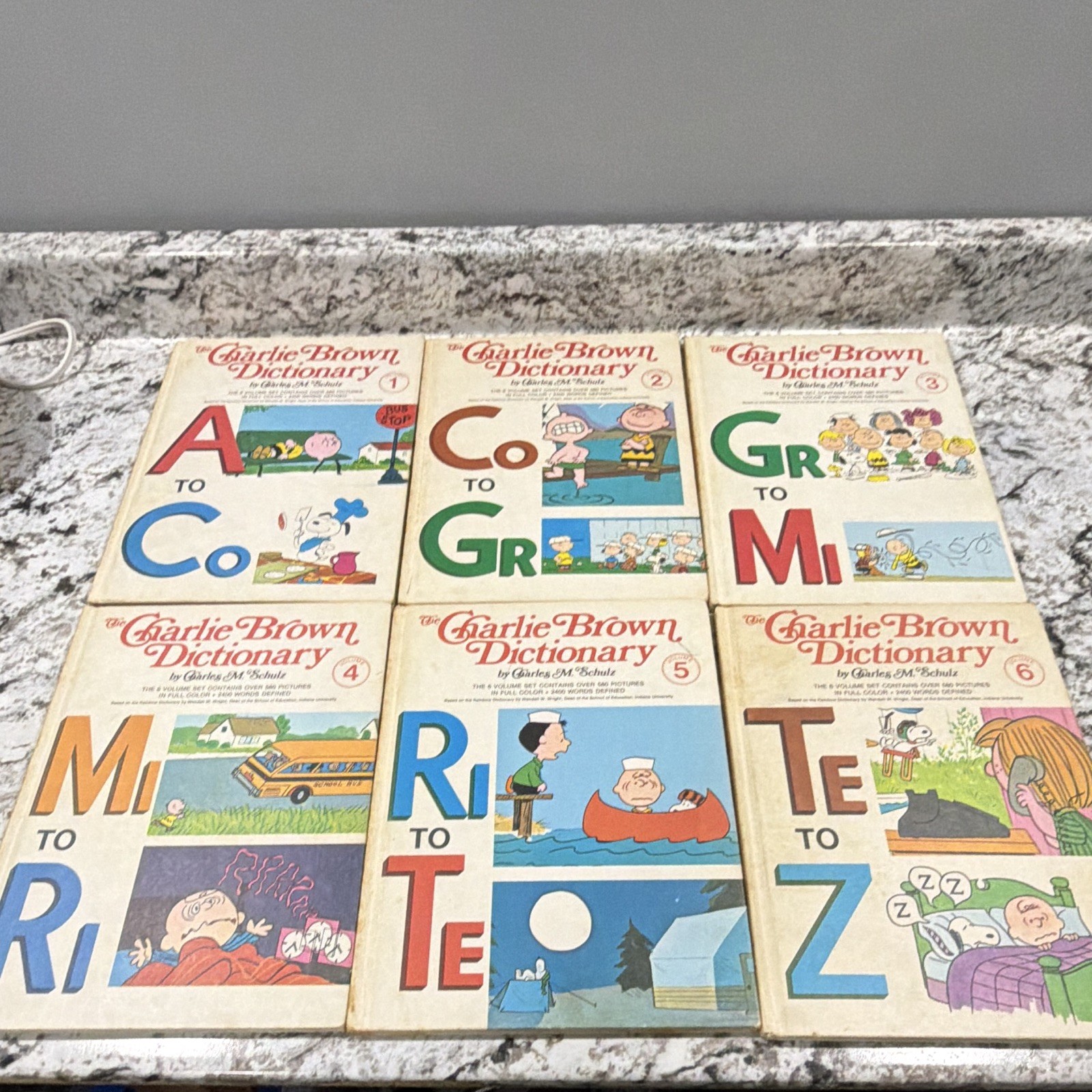 Vintage Charlie Brown Dictionary Complete Set 1-6 Peanuts Charles M. Schulz Educ
