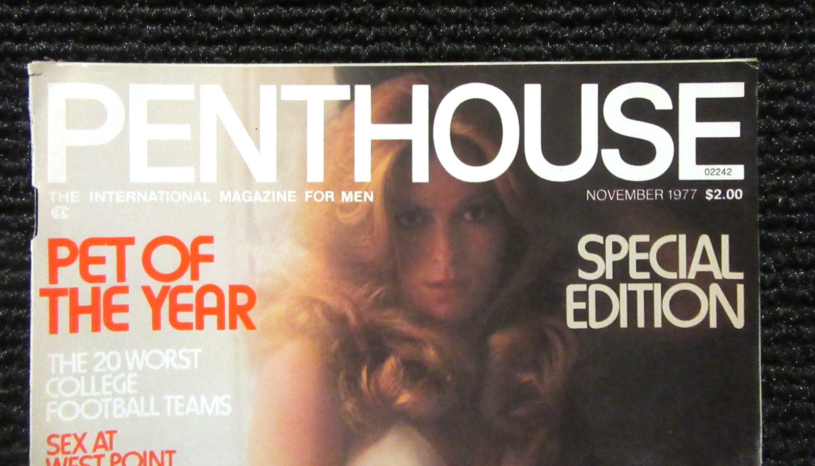Vtg Penthouse Magazine Nov 1977 Nice Glossy Complete Book! We Combine Shipping!!