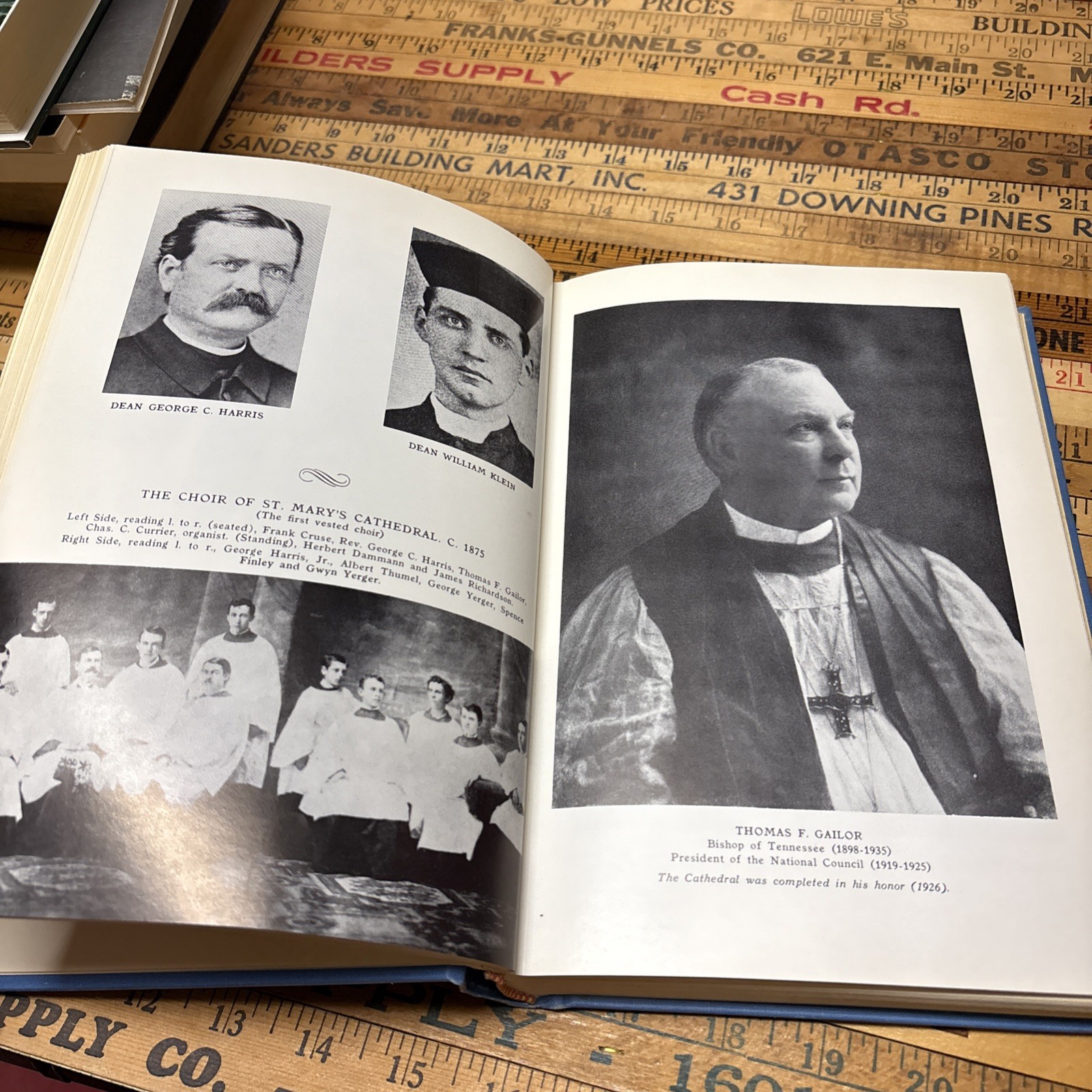 St. Mary’s Cathedral of Memphis HB w/out dj-1958-John H. Davis-264 pages
