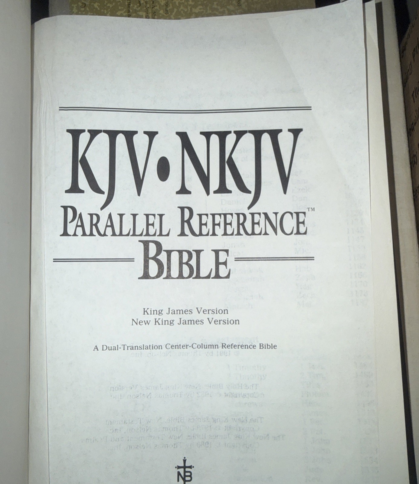 Holy Bible King James Version – New King James Version Parallel Reference