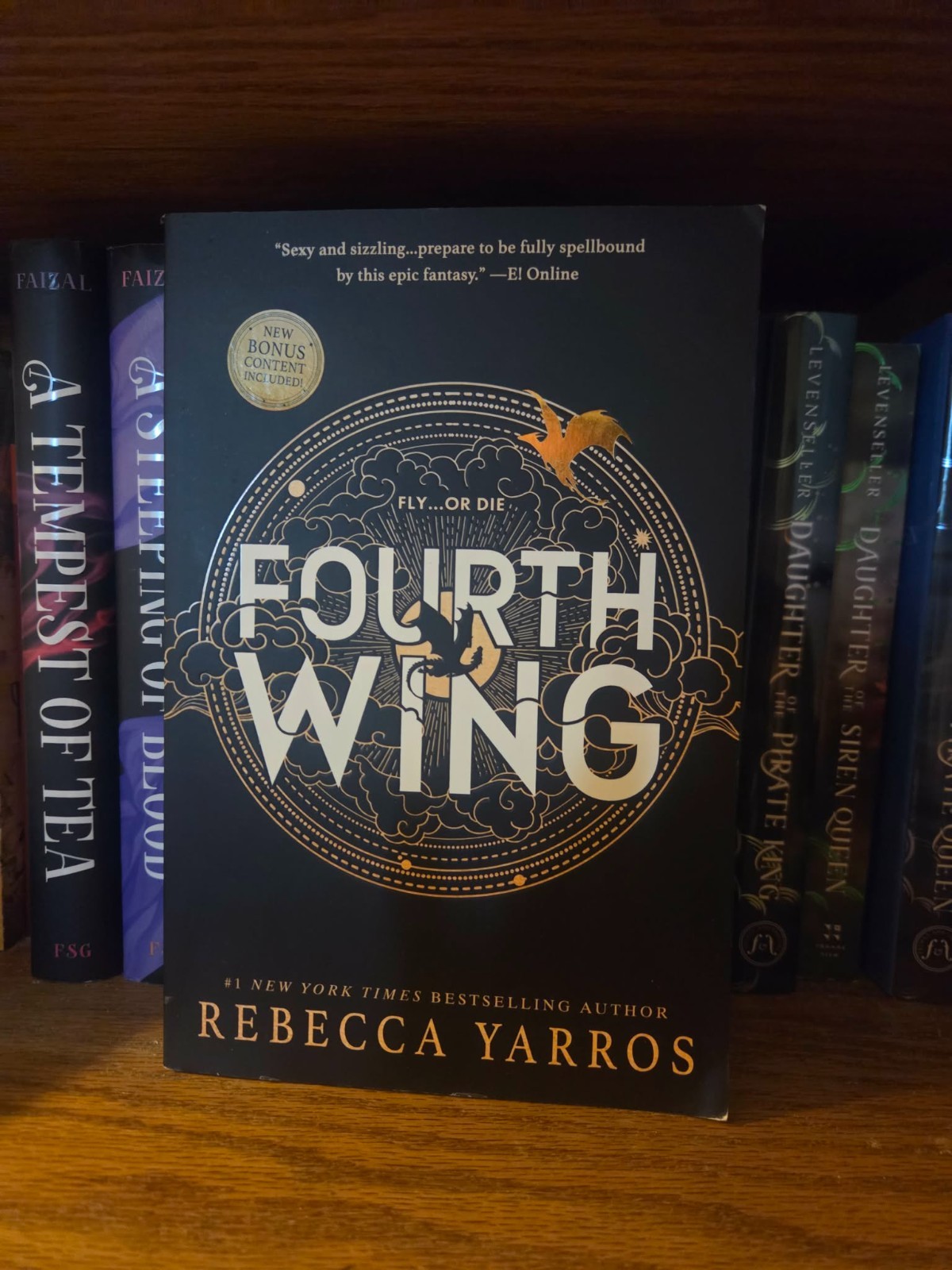 The Empyrean Series 3 Book Collection Set: Fourth Wing, Iron Flame, & Onyx Storm