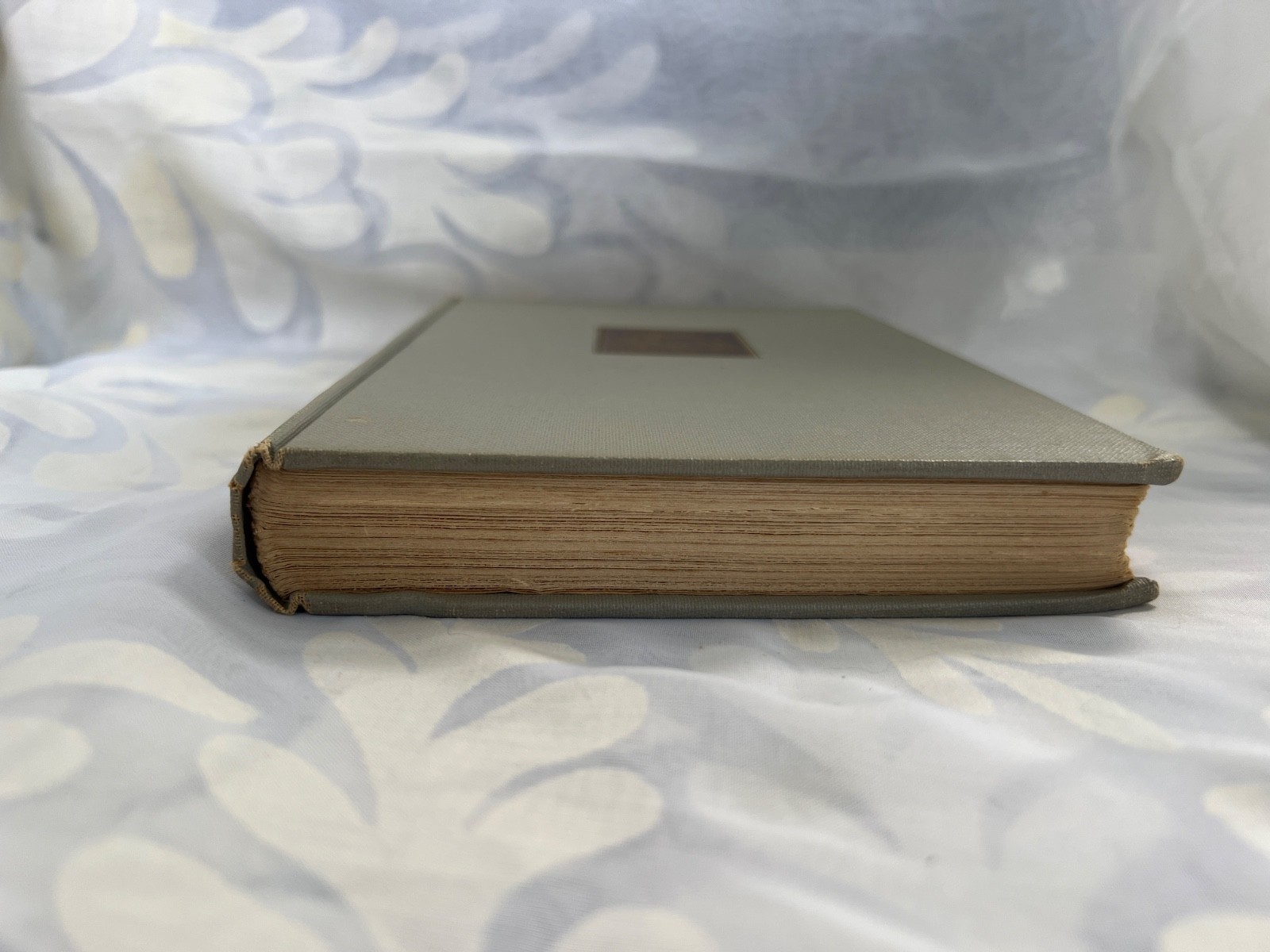 Robinson Crusoe by Daniel Defoe, published by Literary Guild