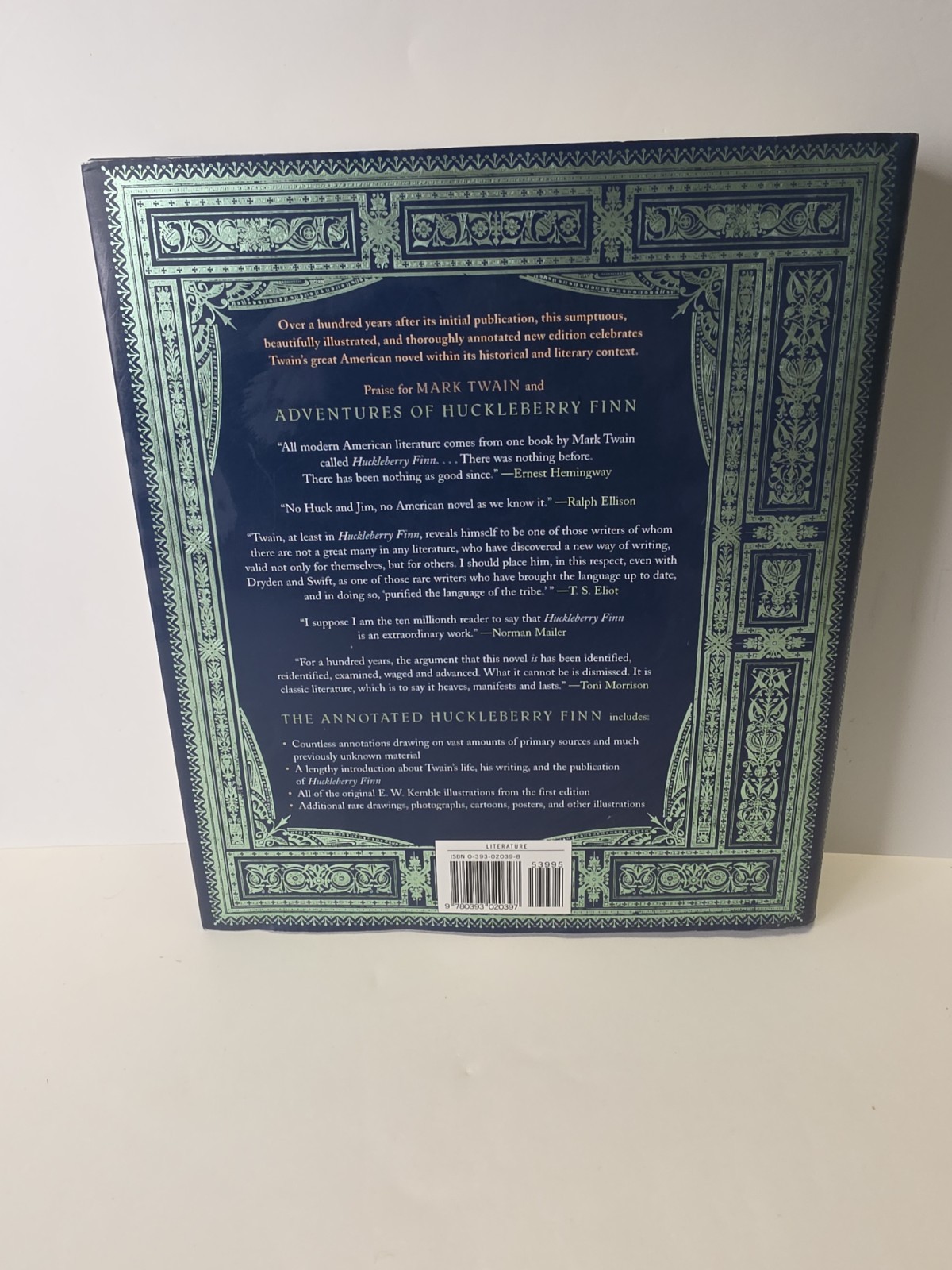 The Annotated Huckleberry Finn (The Annotated Books) – Hardcover – VERY GOOD