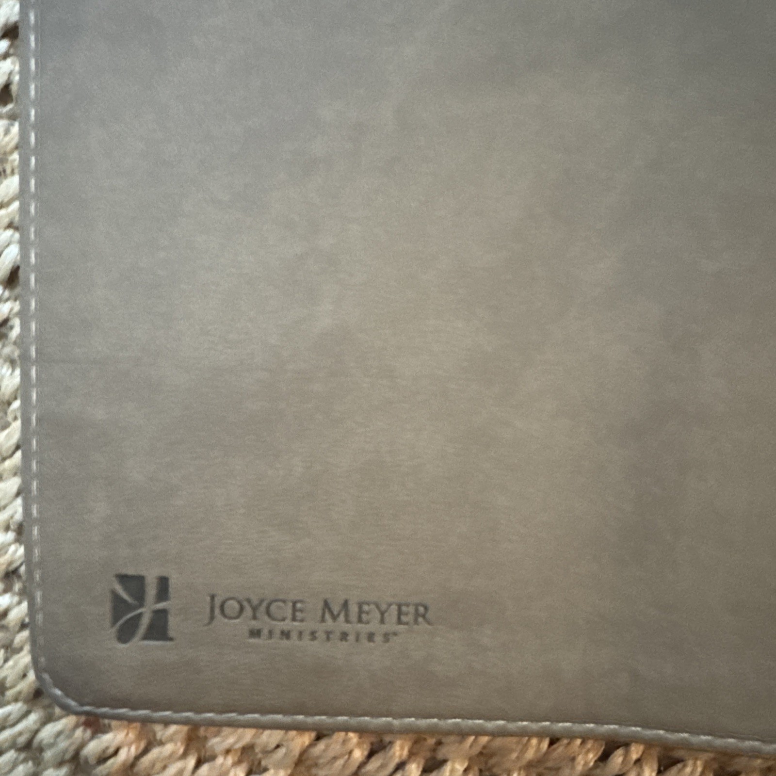 Holy Bible NIV & Amplified Side-by-Side Bible Duo Tone Grey 2011 Joyce Meyer