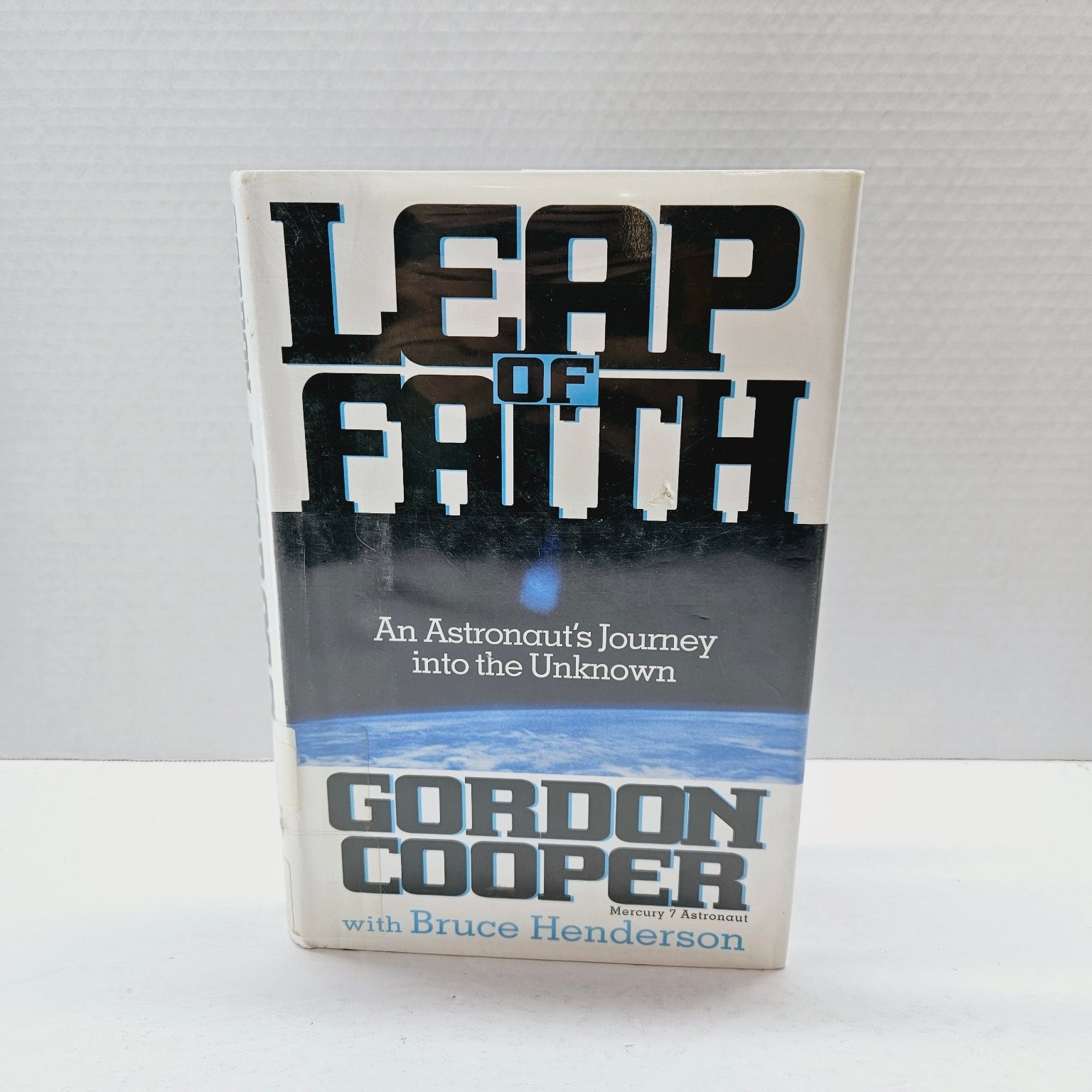 NASA Astronaut Bio – Leap of Faith 1st Edition Gordon Cooper 2000 Mercury 7
