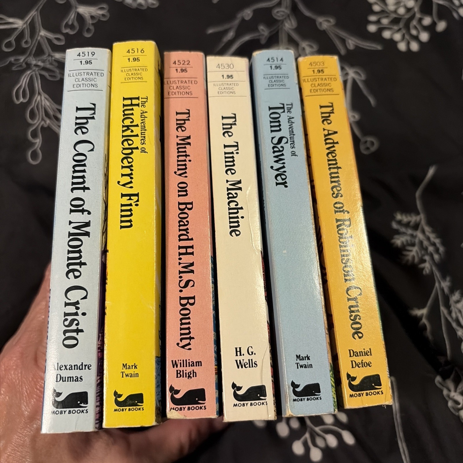 Lot Of 6 Mini Moby Books Illustrated Classic Editions Plus A Bonus Book