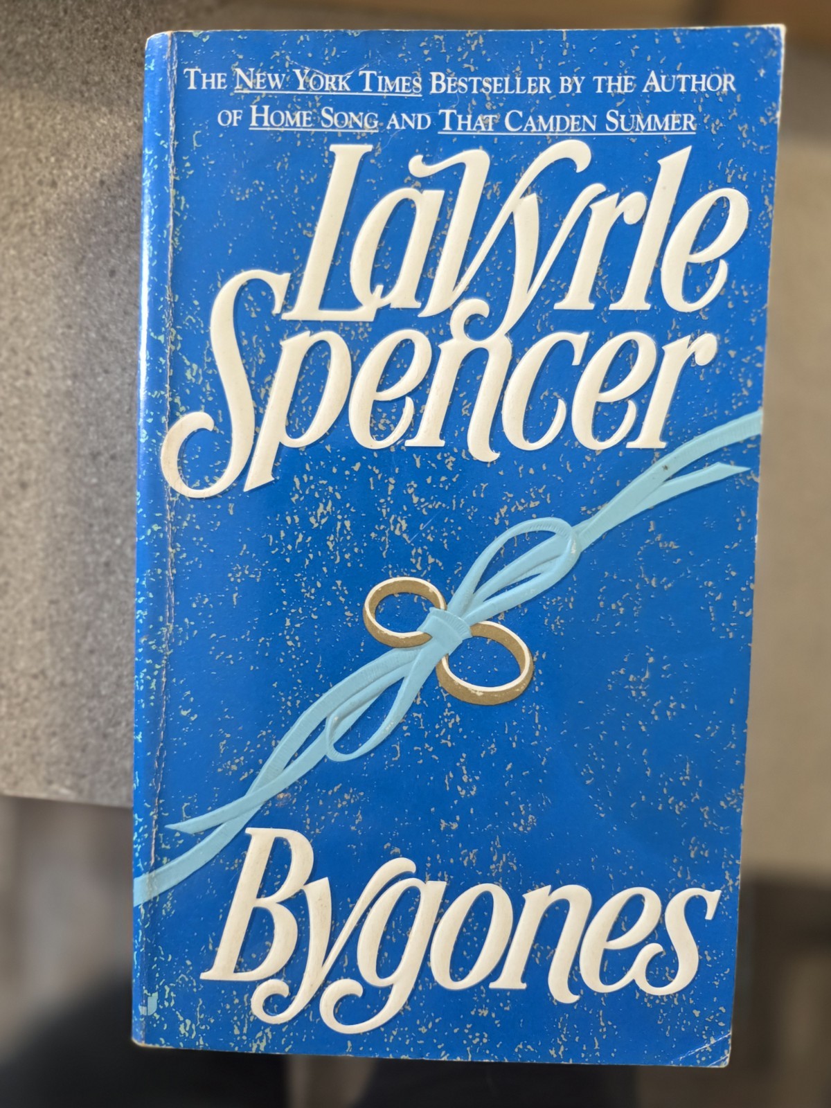 LaVyrle Spencer Lot Of 12. 1 2-in-1 With Another Author =13 Stories. Romance.