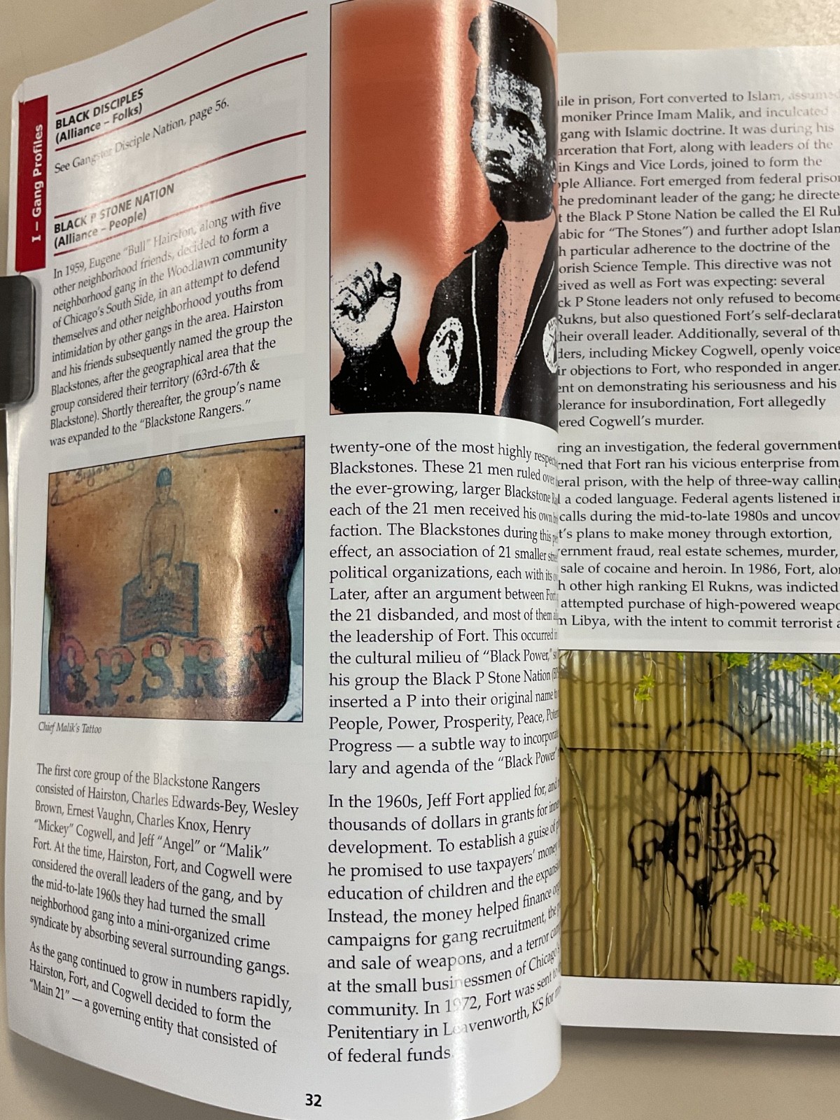 Chicago Crime Commission Gang Book 2012 SC Guide to Understanding Street Gangs