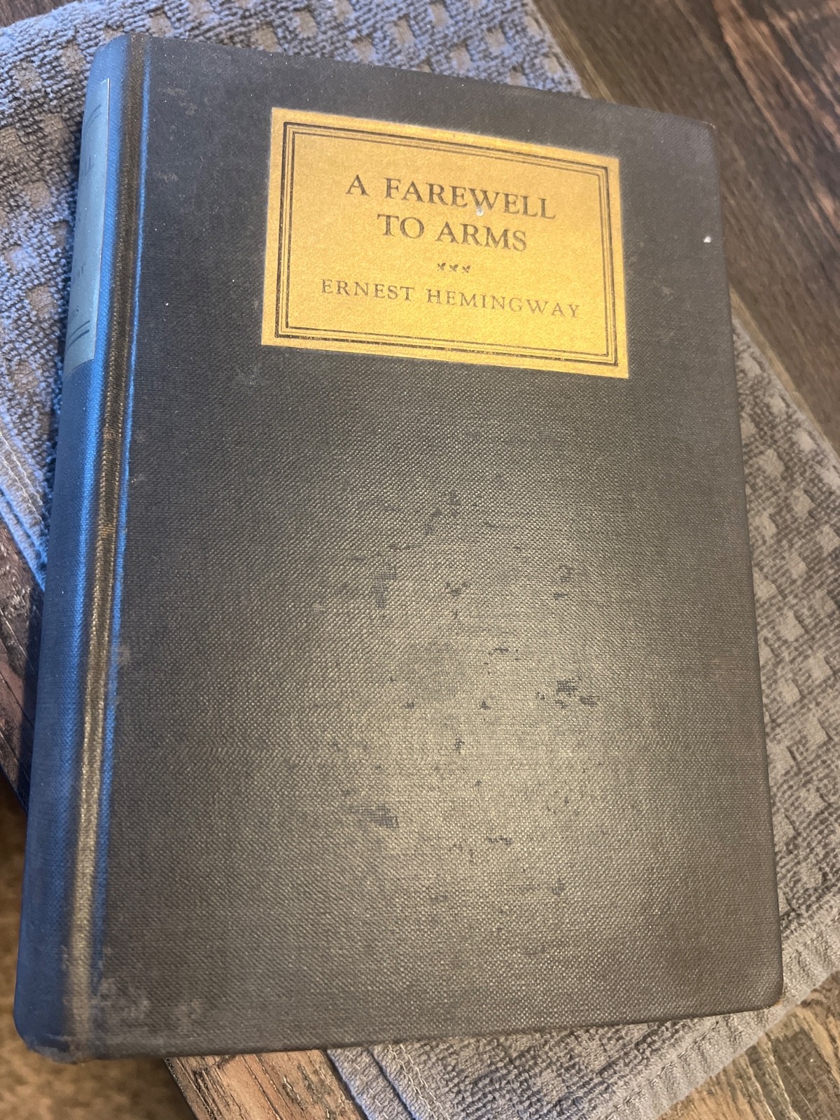 A FAREWELL TO ARMS – ERNEST HEMINGWAY – 1929 – First Edition Hard Cover