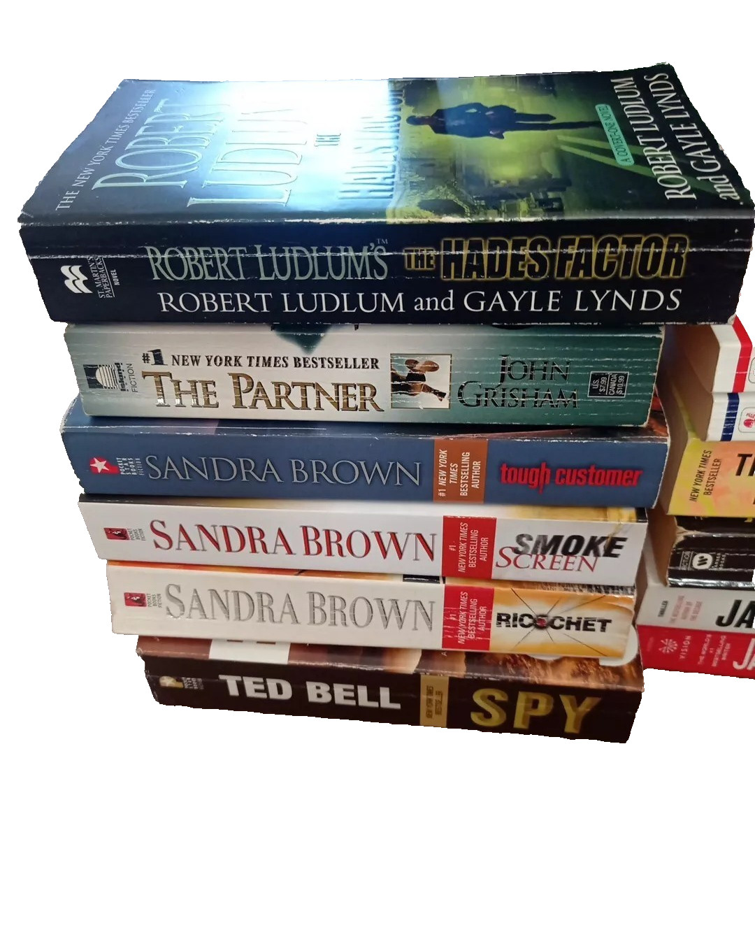Sale Lot of 18 Bestselling Thriller Paperback Books