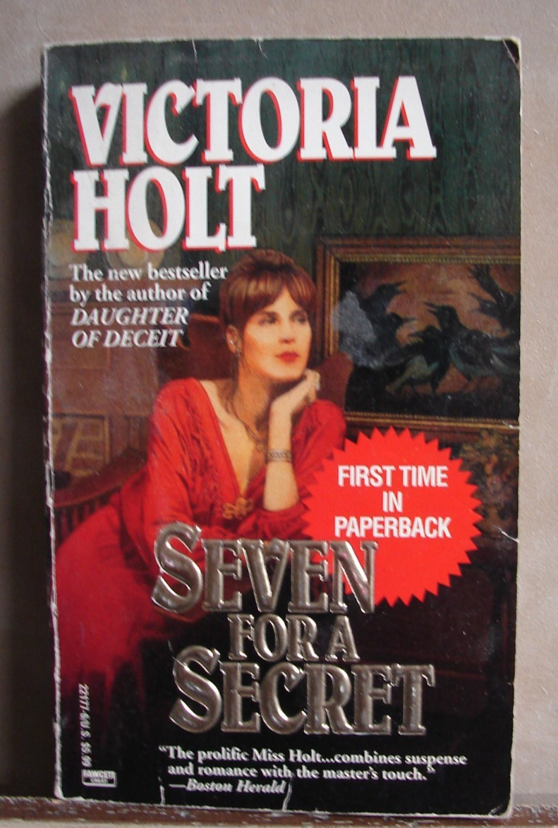 Seven for a Secret by Victoria Holt, 1993, Historical Romance, paperback, 6297
